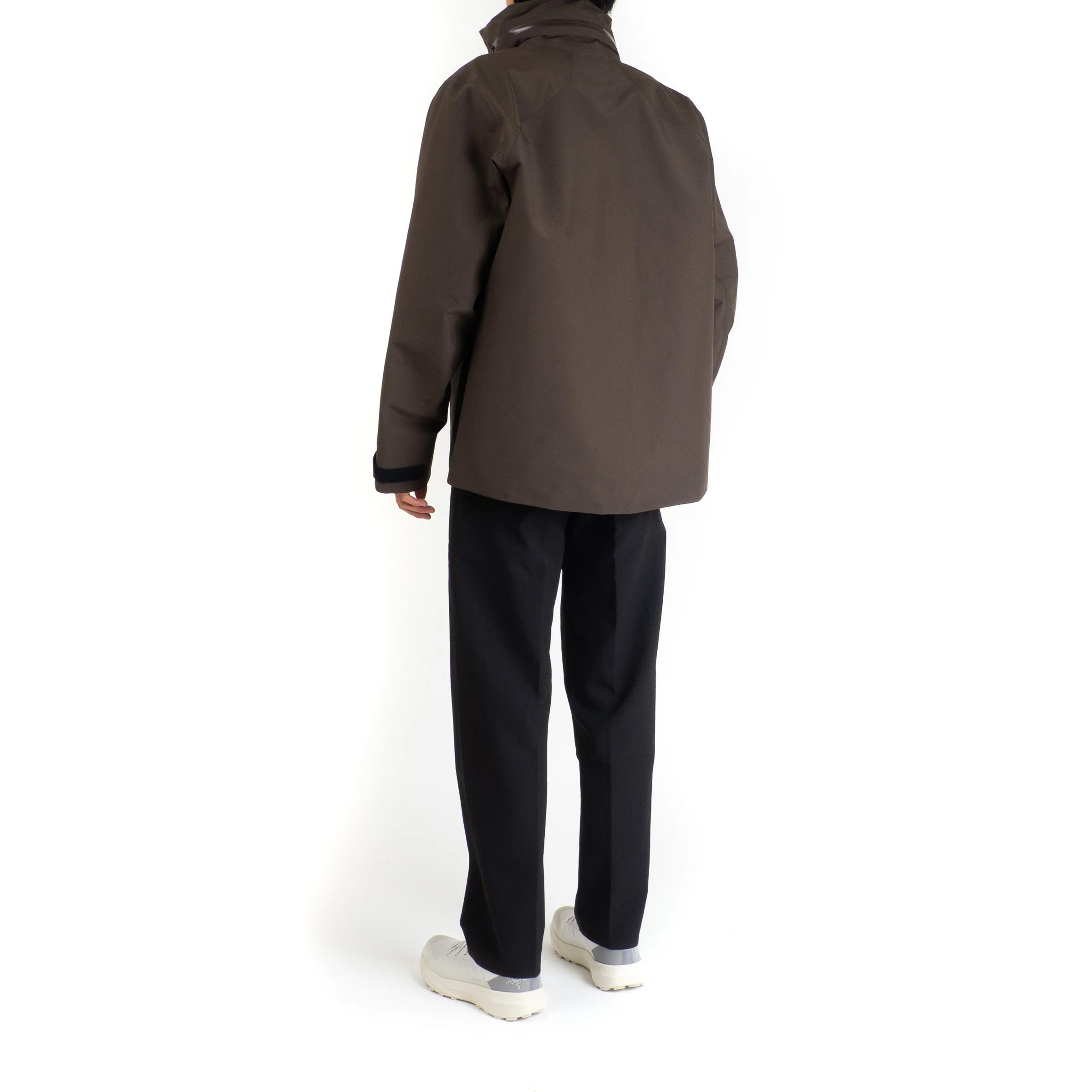 VEILANCE-Field-Jacket-Sable-03.jpg