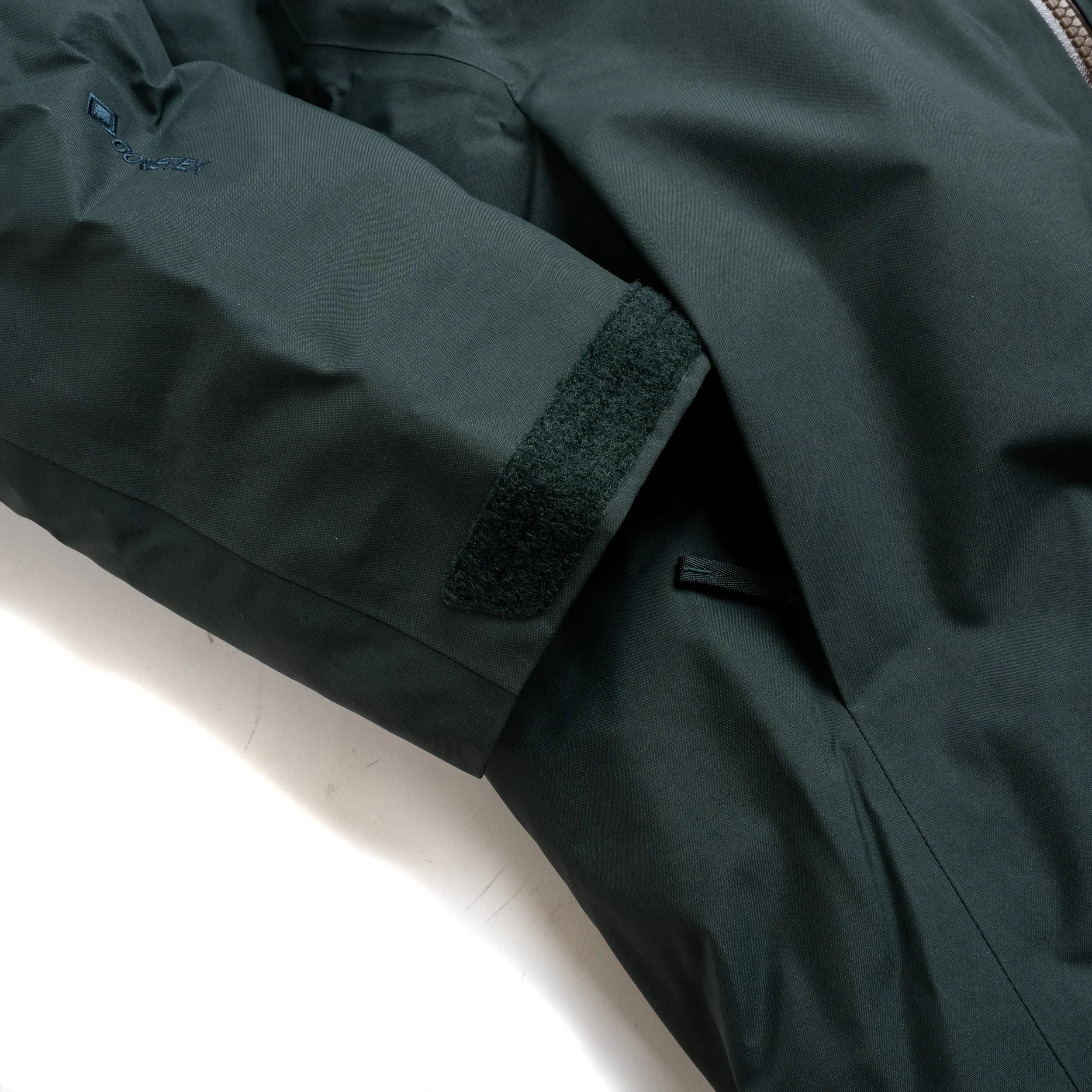 arc-macai-down-jacket-mongoose-jade-04.jpg
