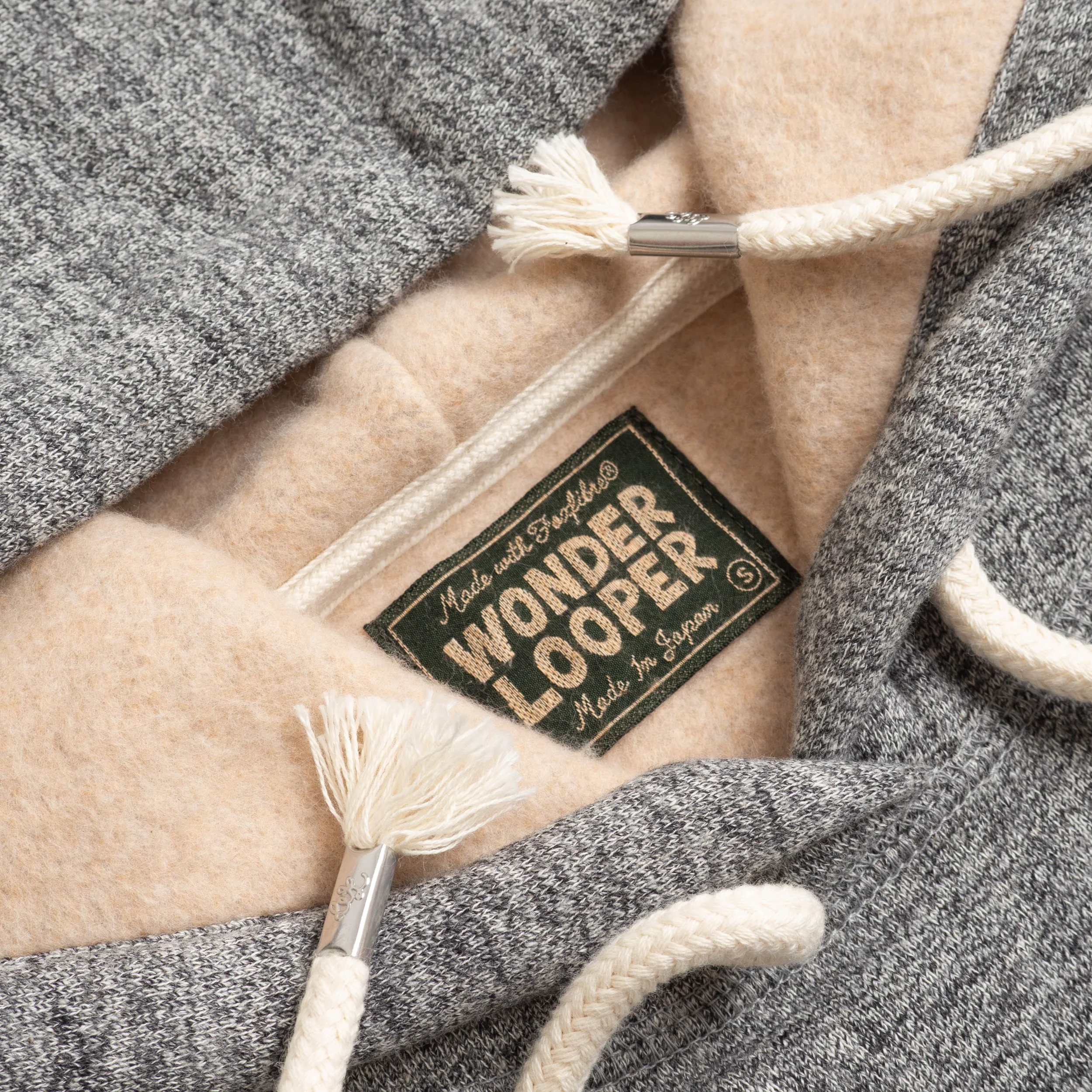 WL-FleeceFox-Hoodie-Charcoal-04.jpg