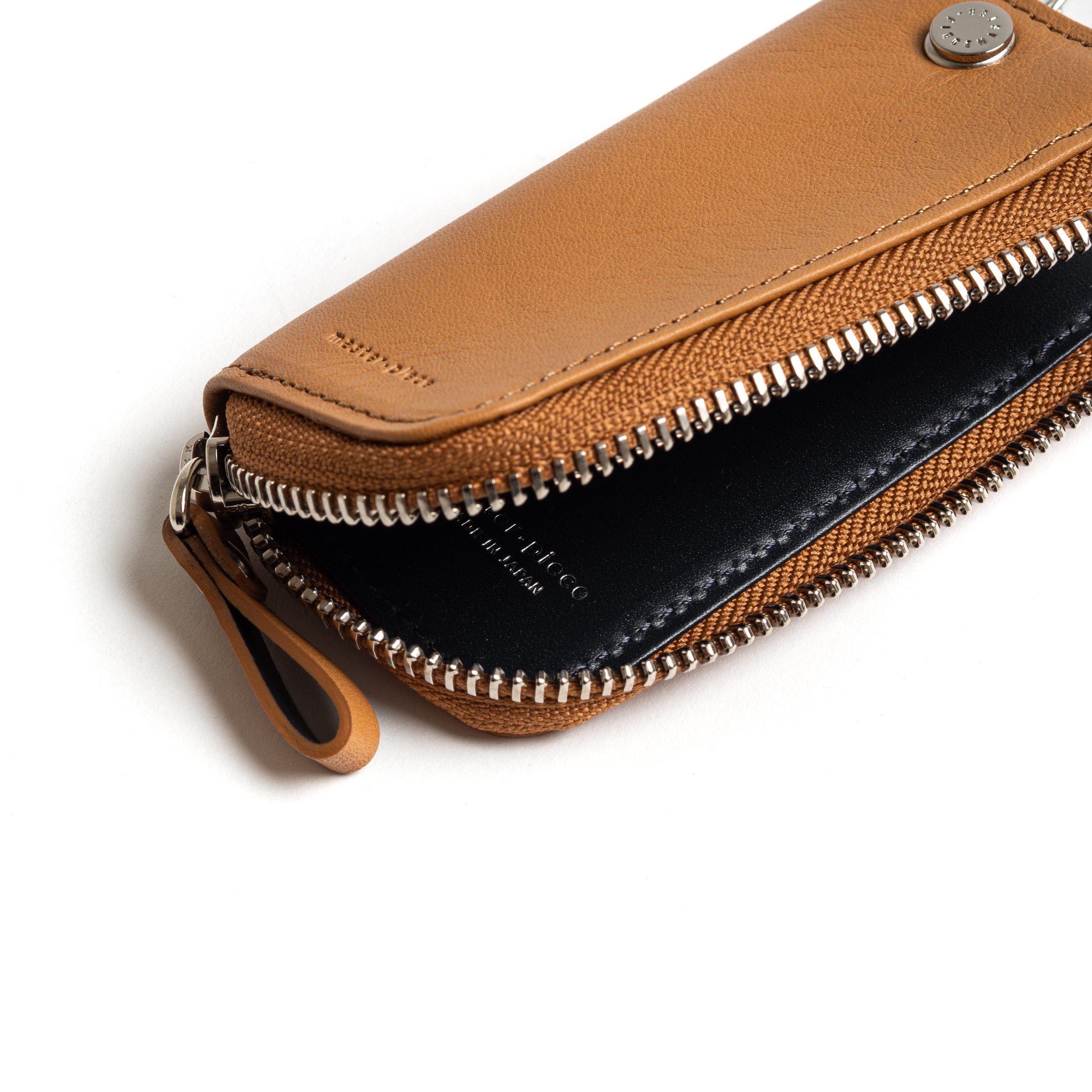 MP-Keycase-Camel-223165-03.jpg