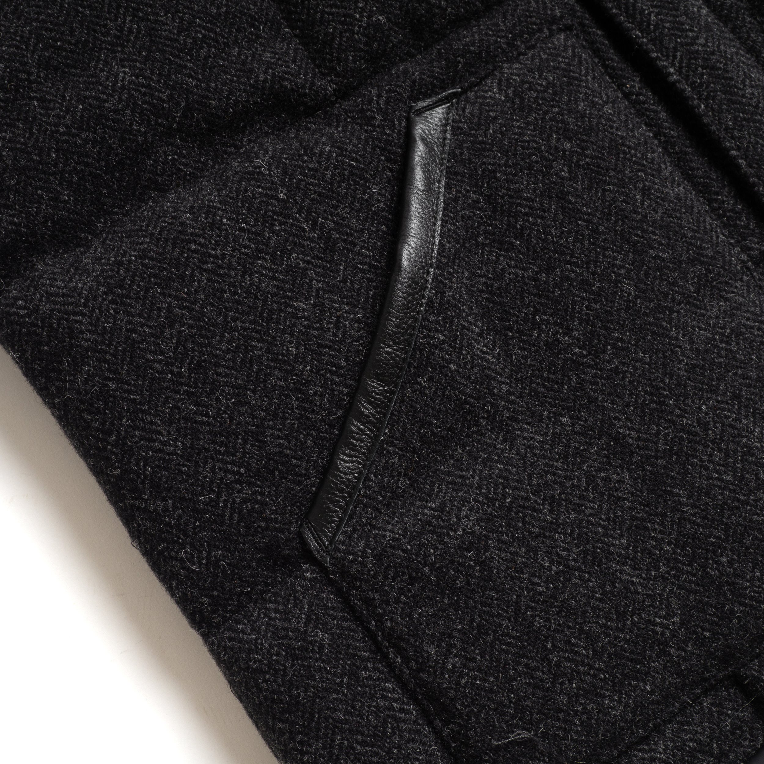 Outclass-Down-Vest-Charcoal-03.jpg