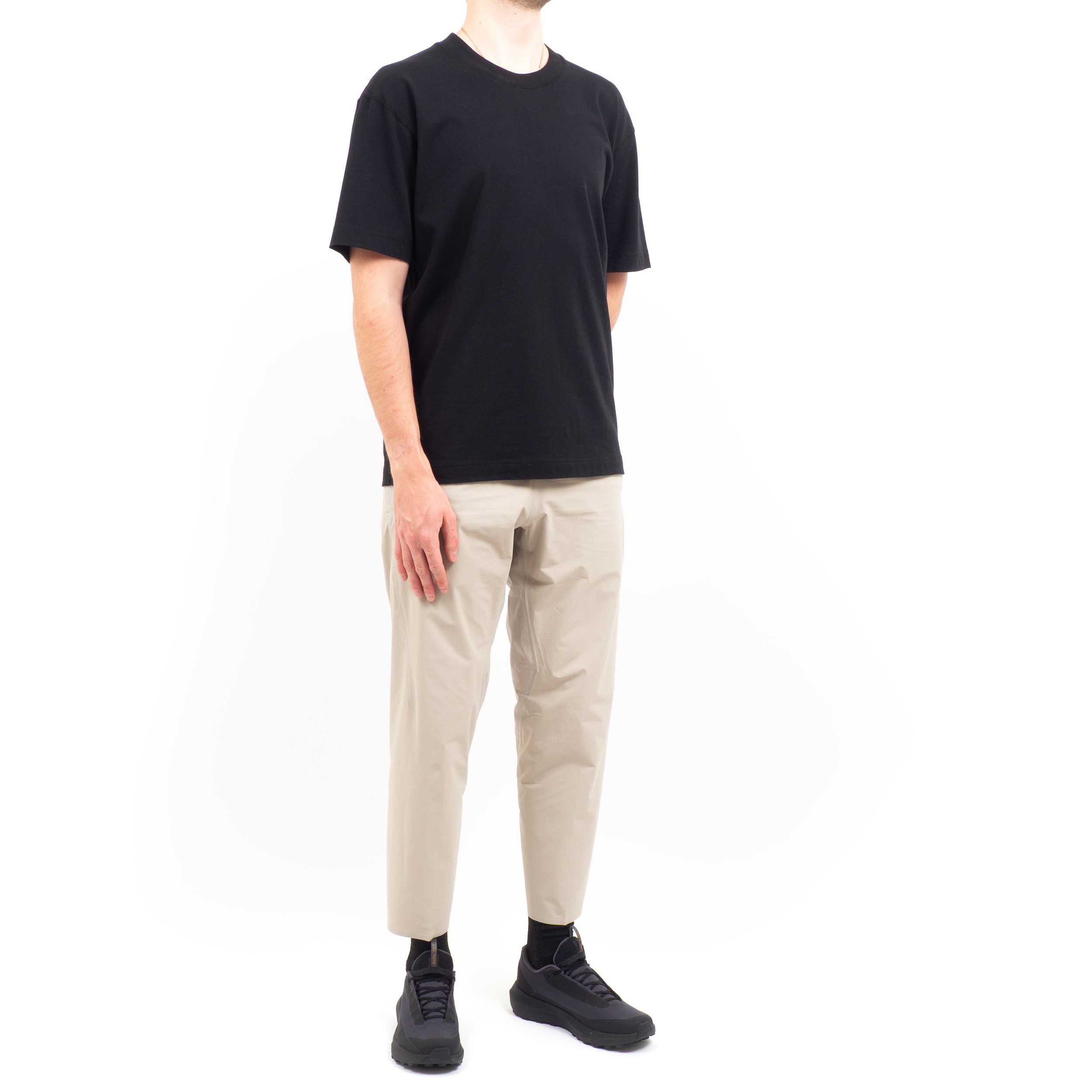 AV-Secant-Trackpant-Rune-OB-01.jpg