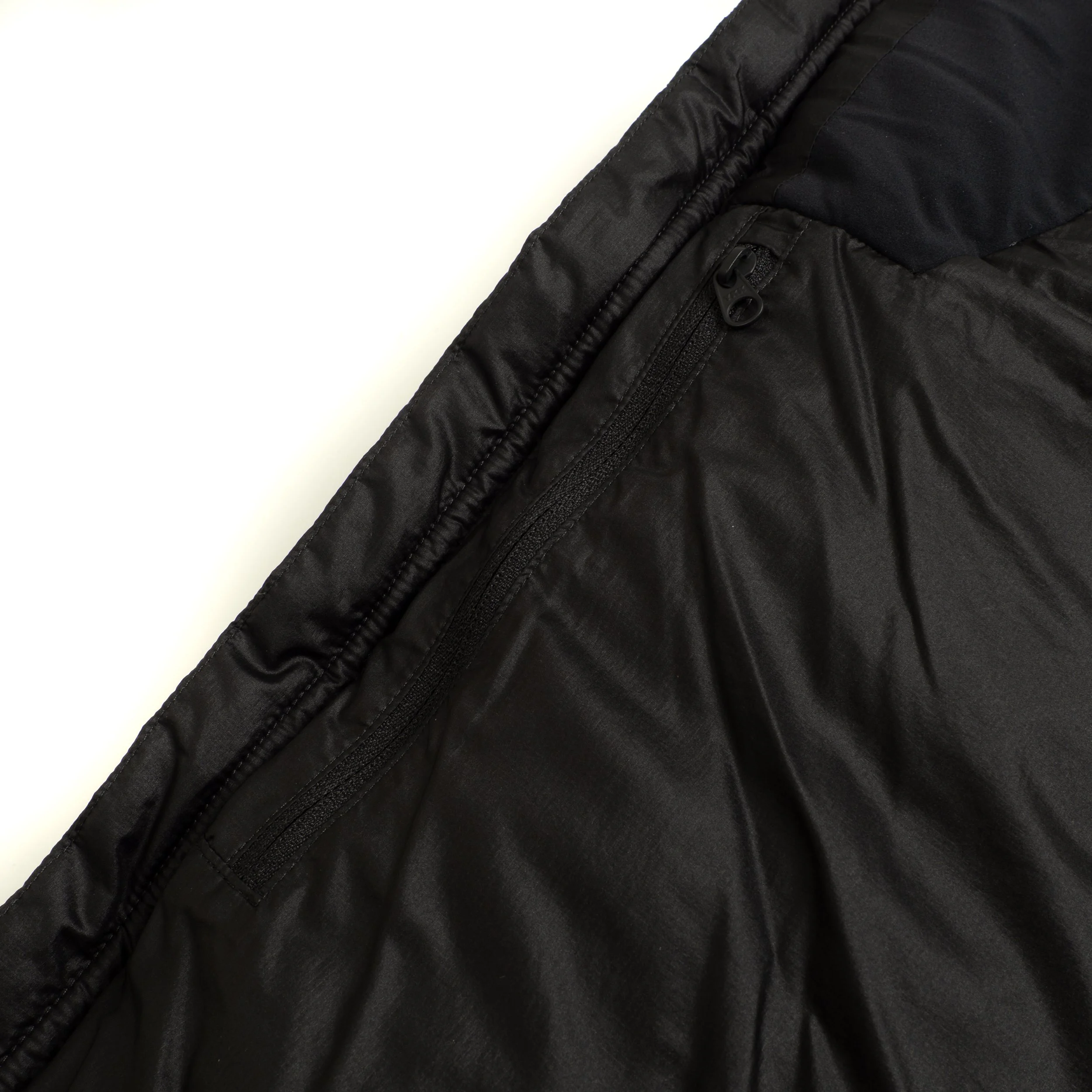 Conduit-Down-Jacket-Black-06.jpg