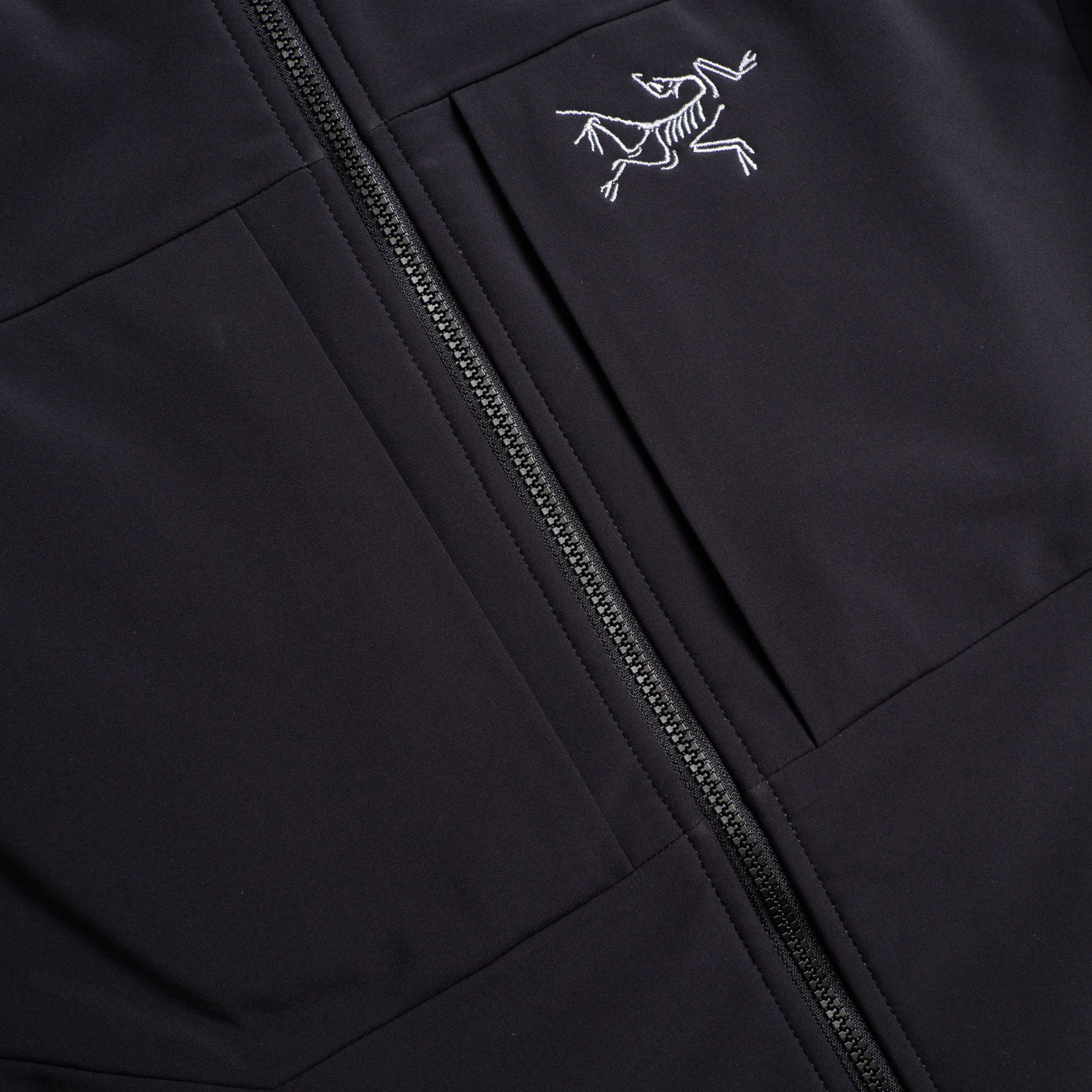 arc-gamma-mx-hoodie-black-05.jpg