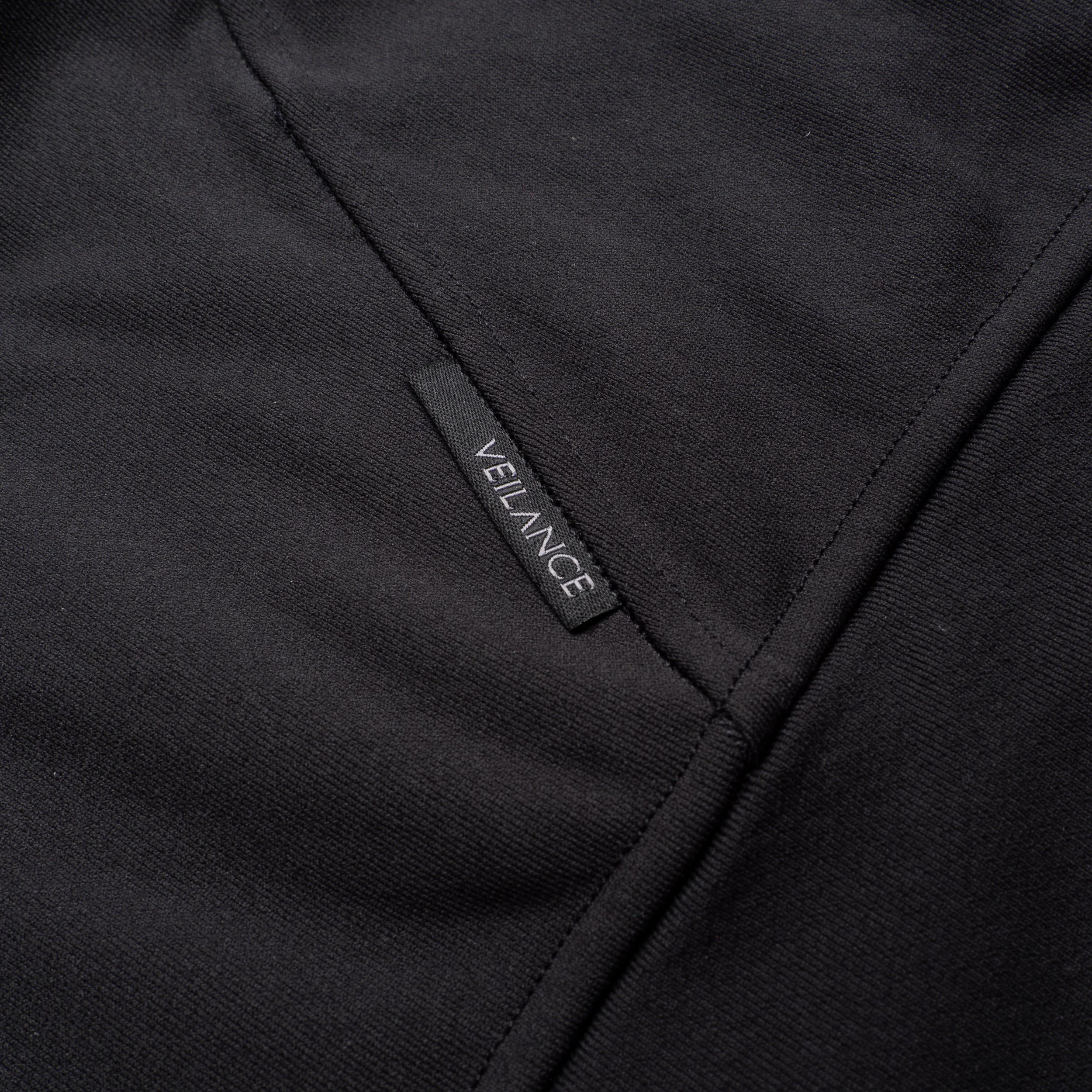 VEILANCE-Consola-Fleece-Black-06.jpg
