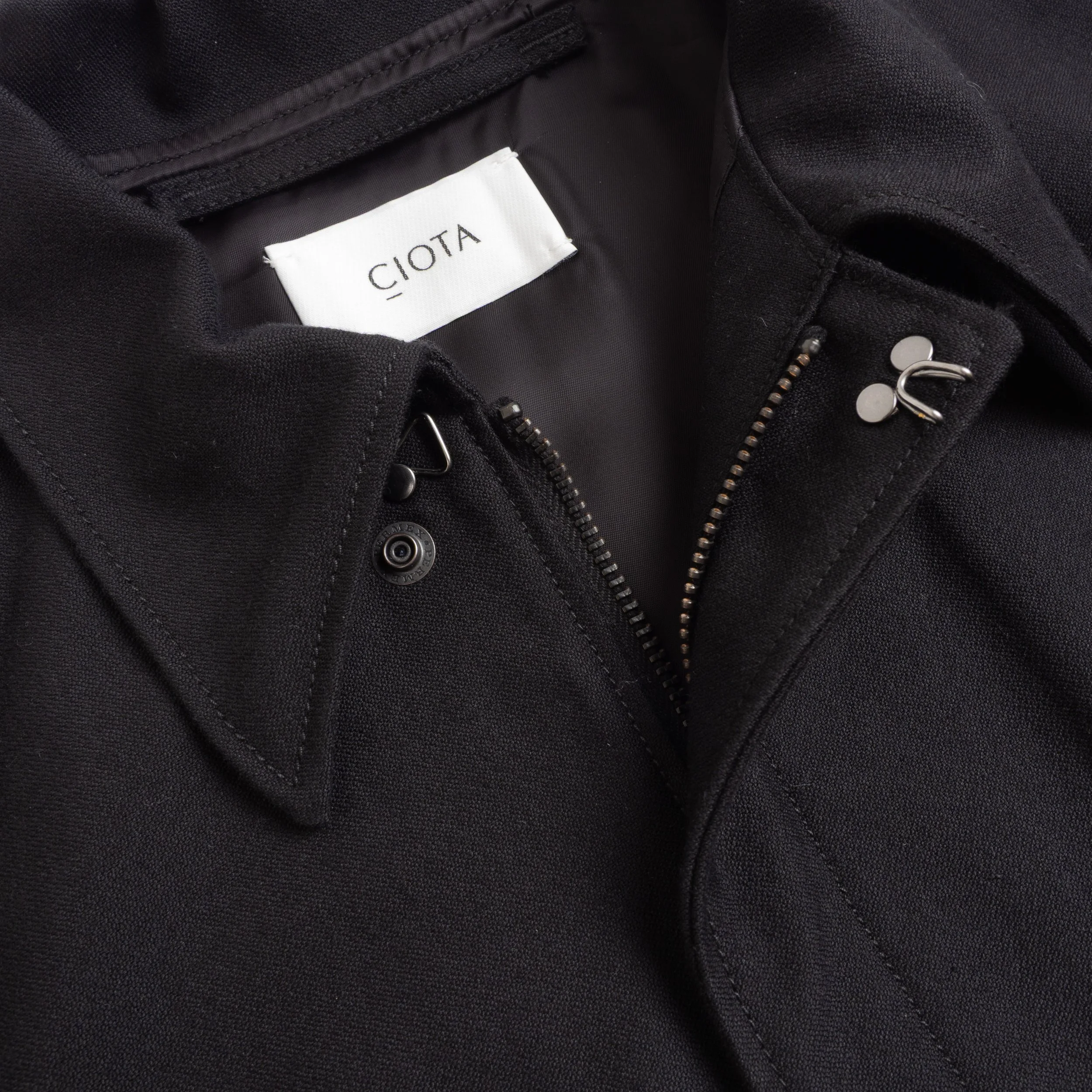 CIOTA-A2-FlightJacket-Black-07.jpg