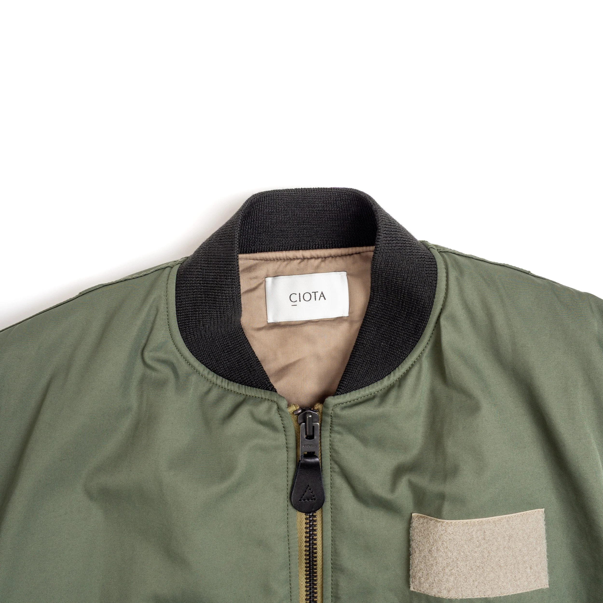 CIOTA-MA1-FlightJacket-Olive-05.jpg