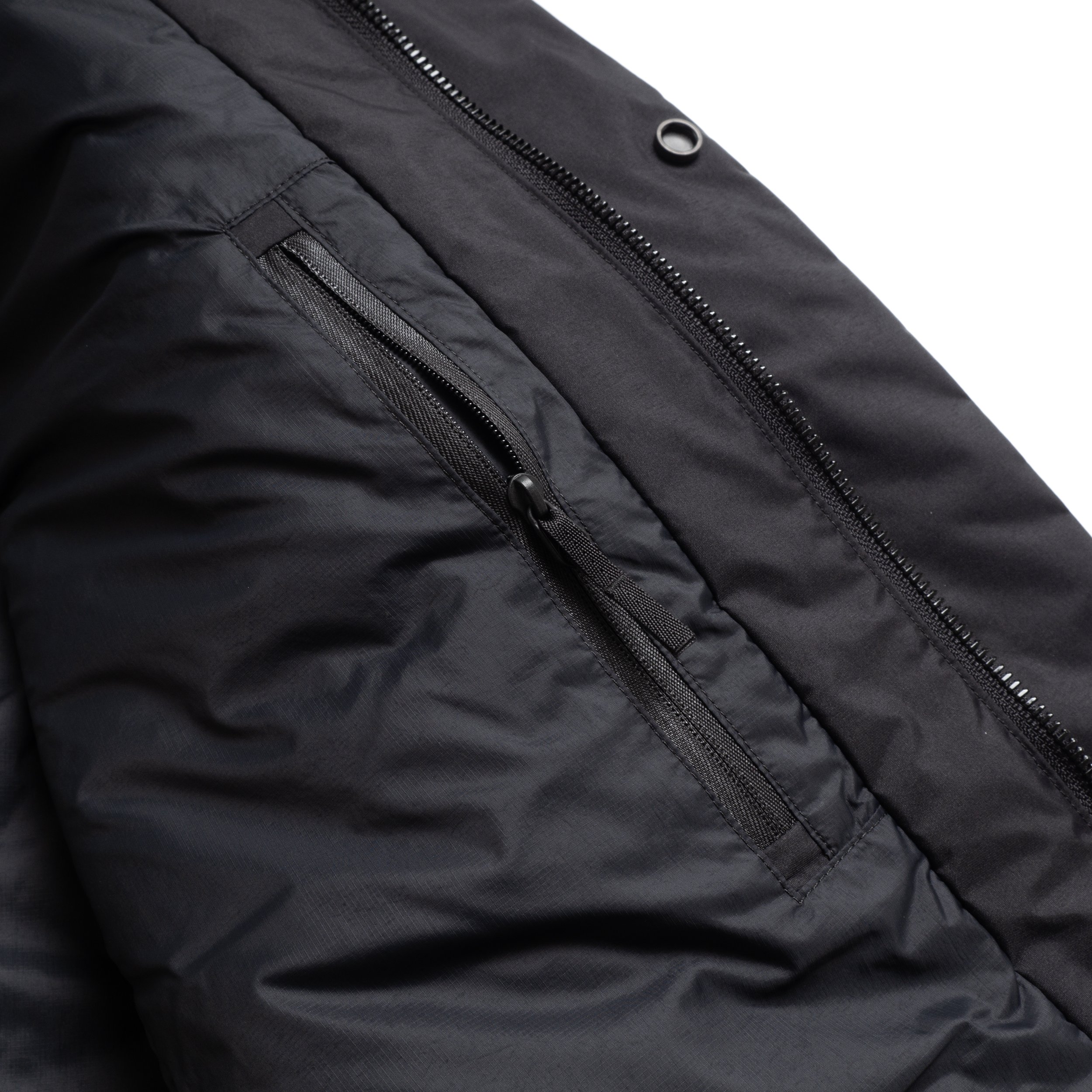 VEILANCE-Spere-IS-Jacket-Black-05.jpg
