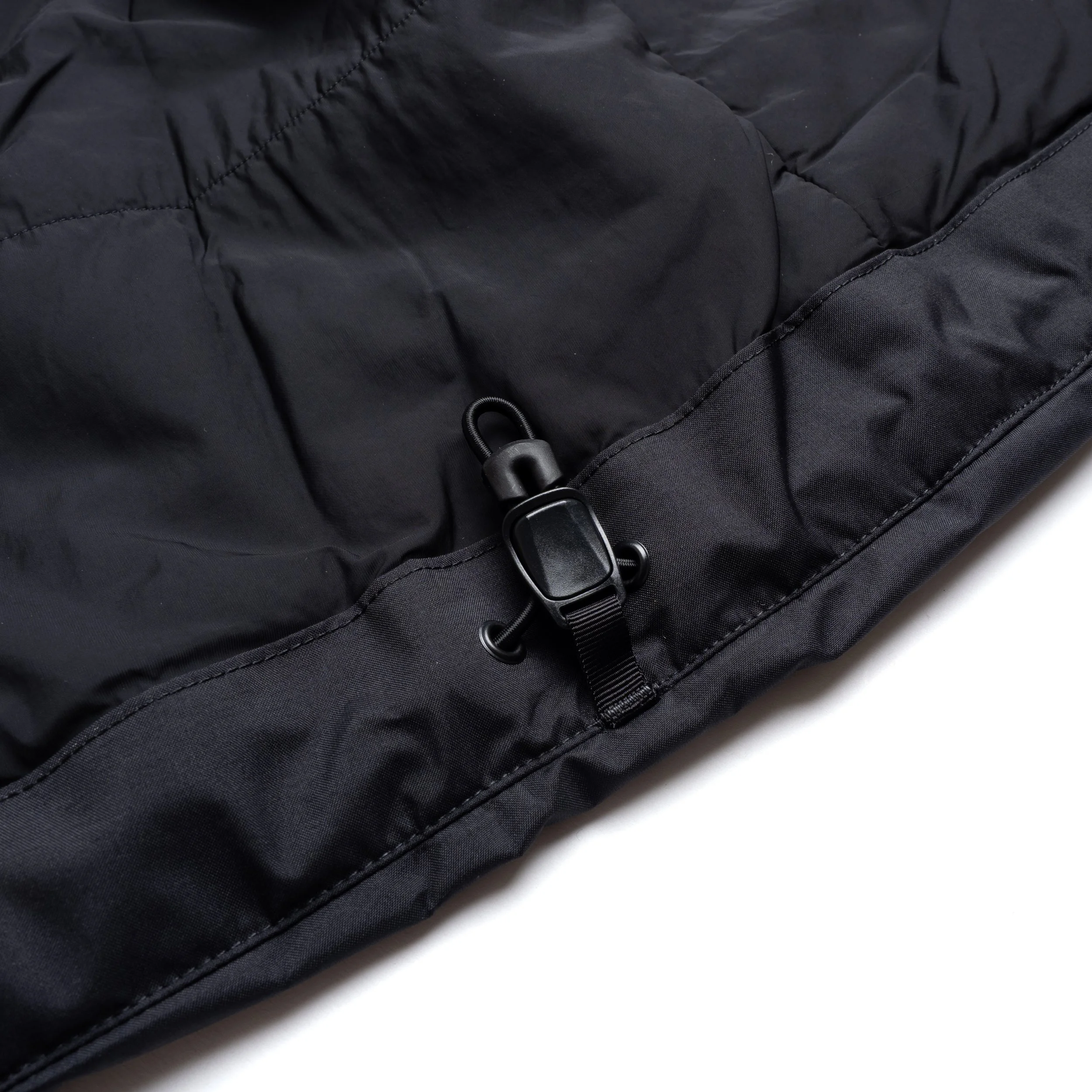 Arc-Ralle-Ins-Jacket-Black-09.jpg