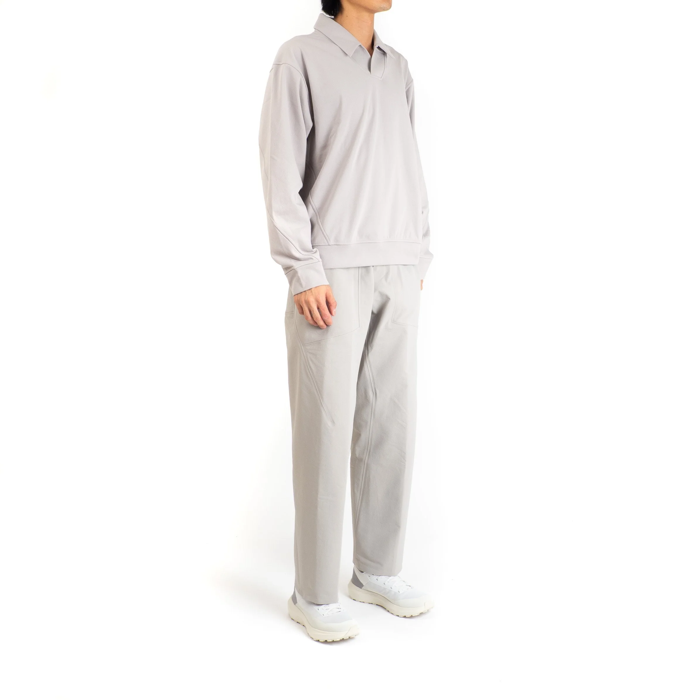 VEILANCE-Consola-Fleece-Silkstone-02.jpg