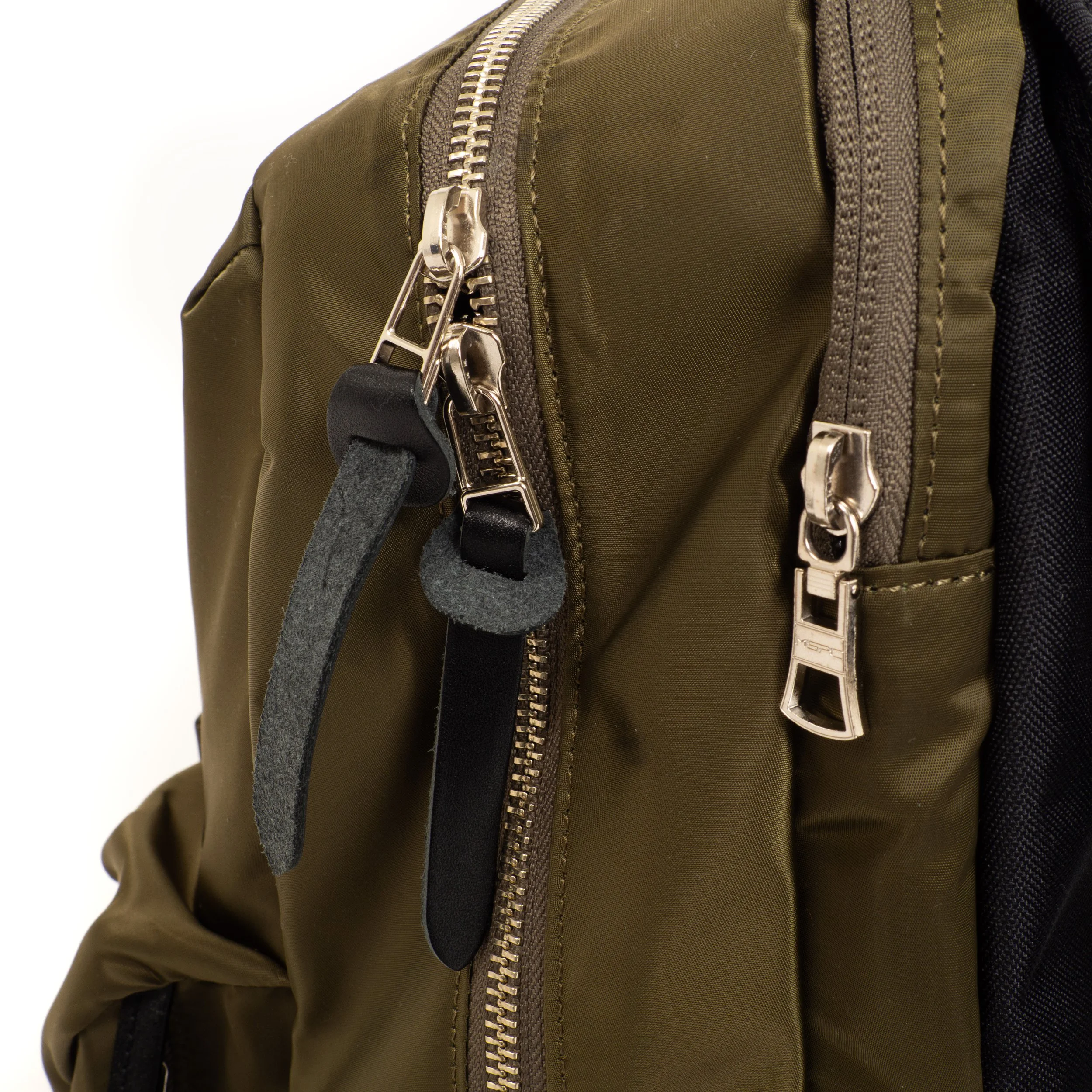 mp-lightning-daypack-khaki-03.jpg