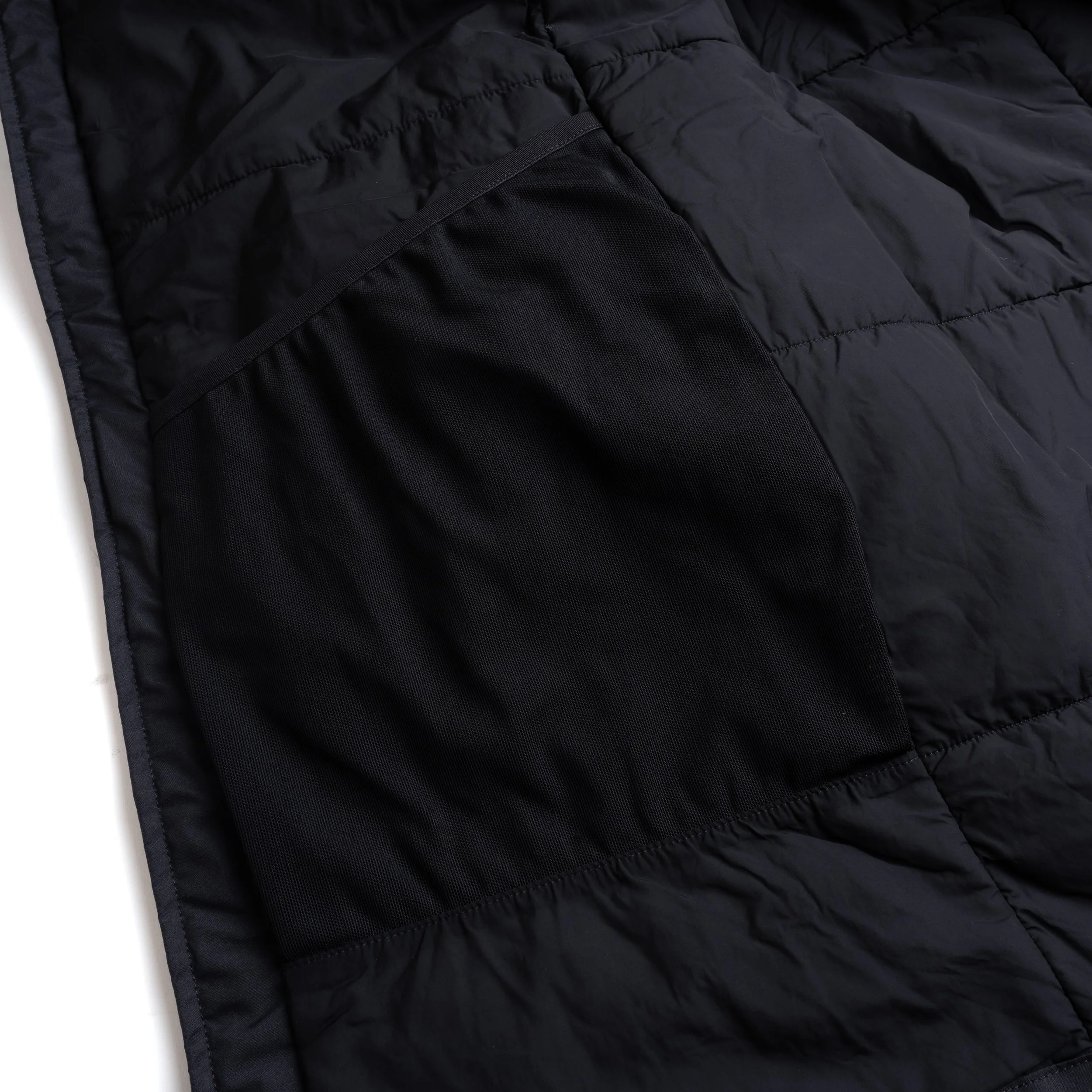 Arc-Ralle-Ins-Jacket-Black-08.jpg