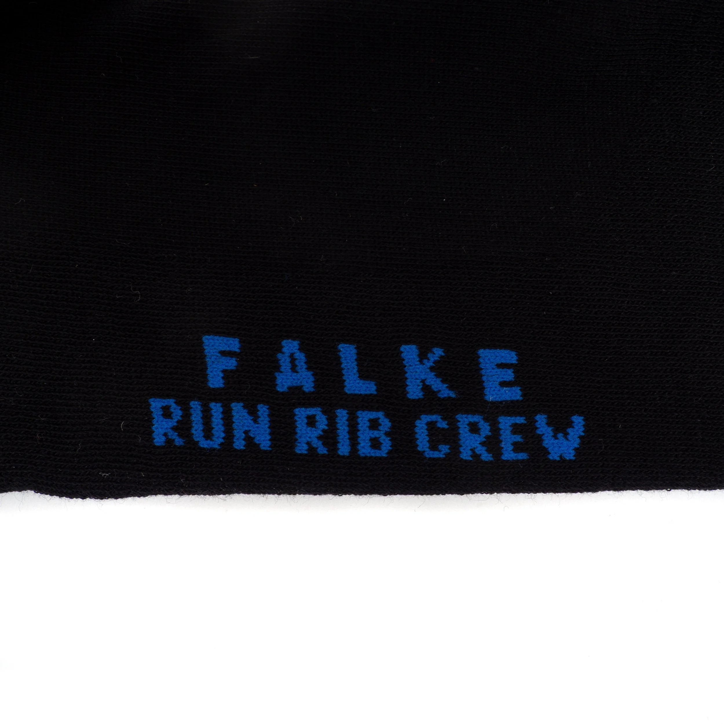 FALKE-RunRibCrew-Black-04.jpg