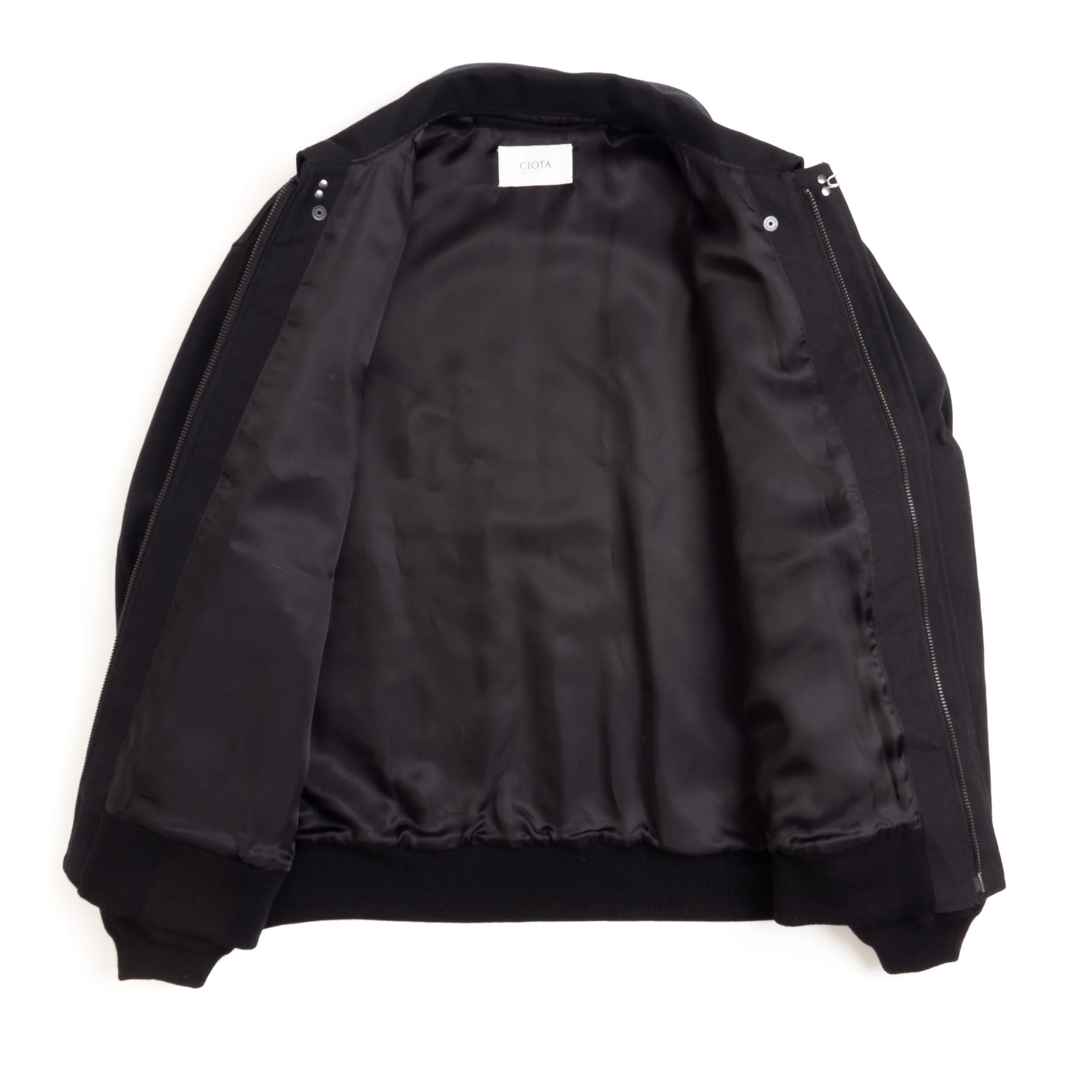 CIOTA-A2-FlightJacket-Black-04.jpg