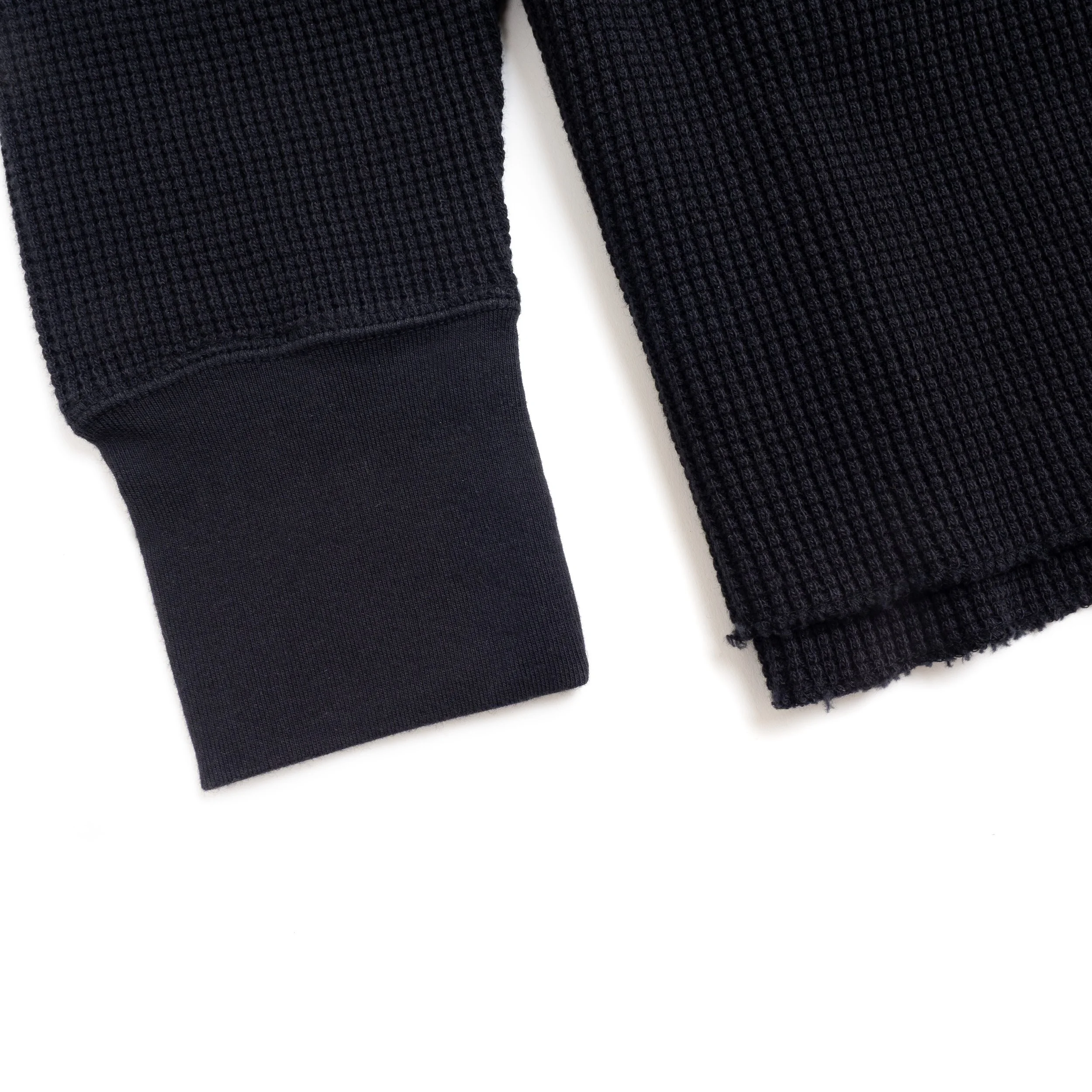 CIOTA-LS-Waffle-Black-05.jpg