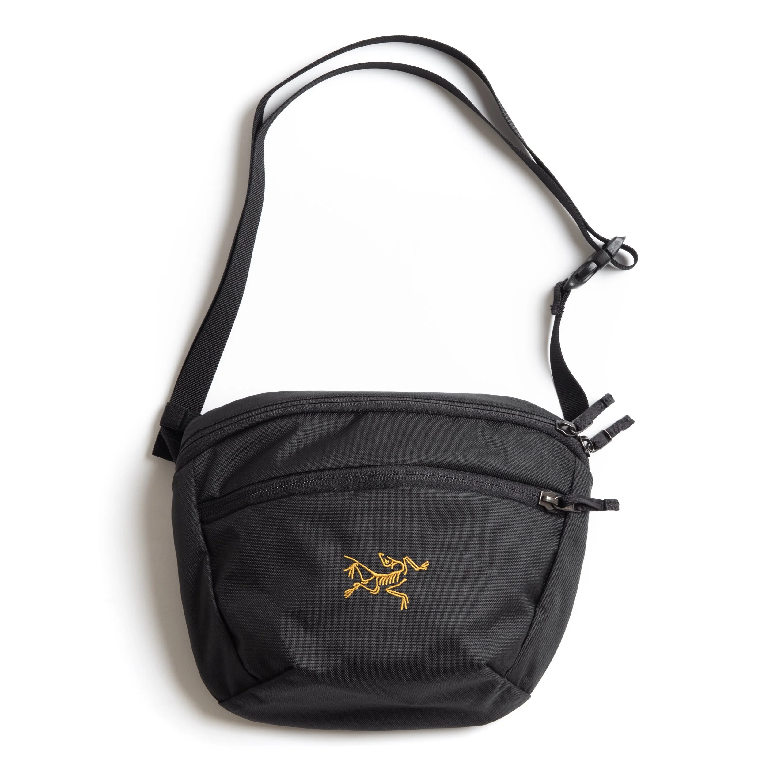 Arc-Mantis-2-Waistpack-Black-01.jpg