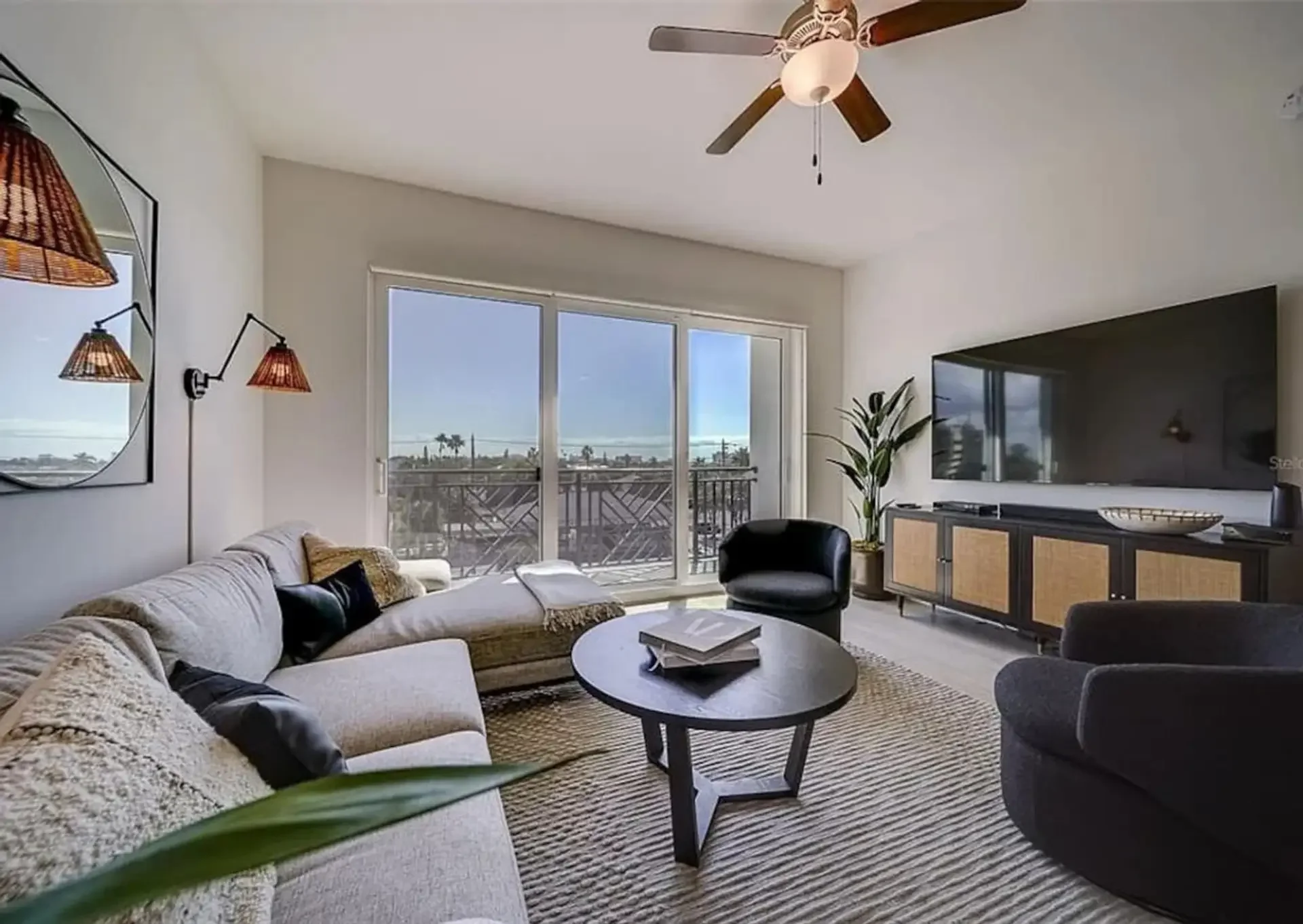 Harbor Living Mid-Rise Waterfront Pool &amp; Spa
