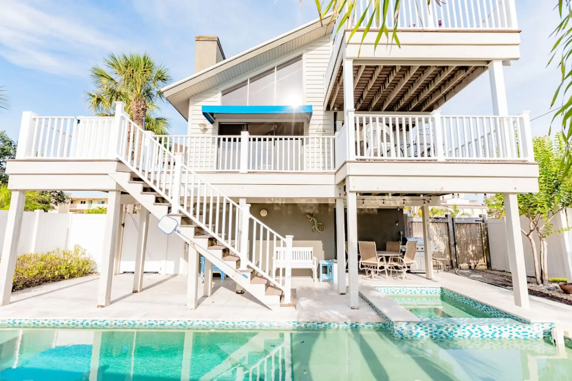 Jewel of the Isle - Pass-a-Grille Beach