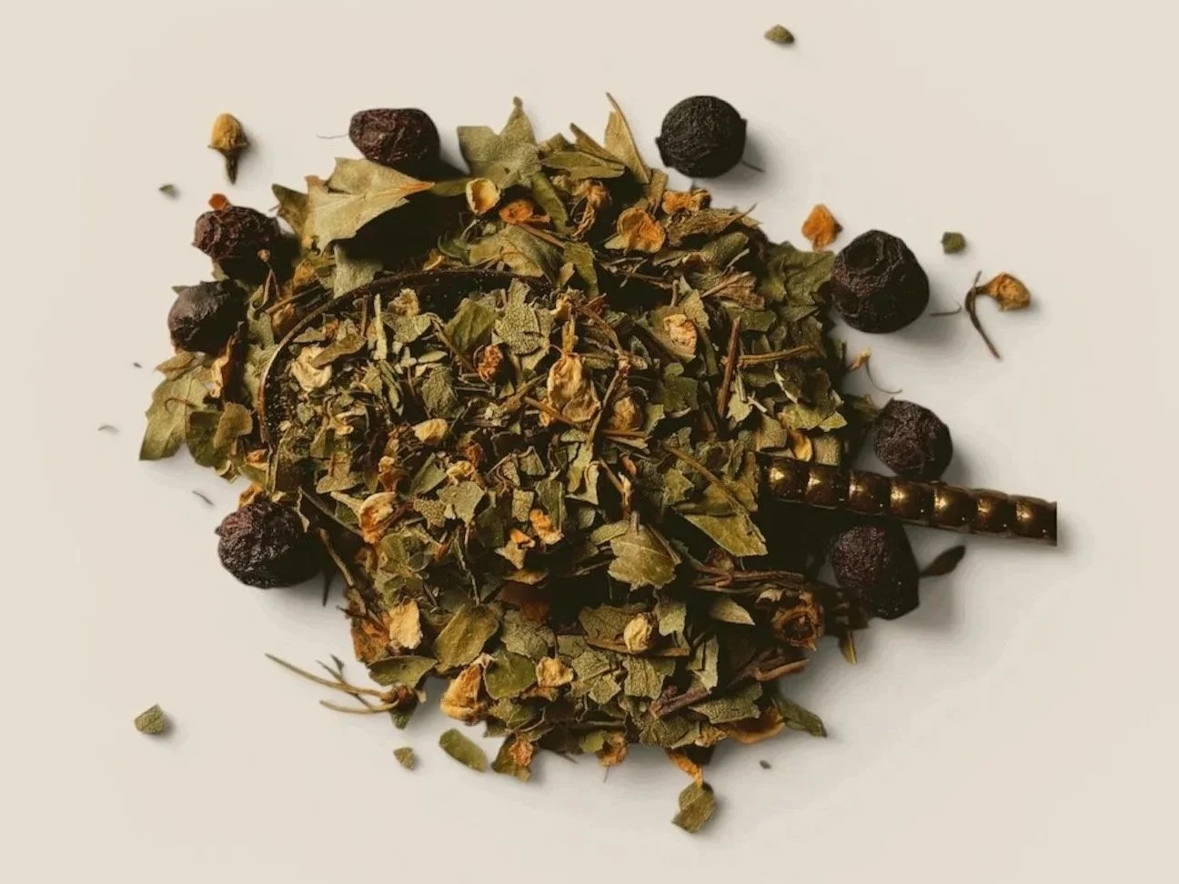 herbal tea blend with hawthorn berry, hawthorn flower and hawthorn leaf