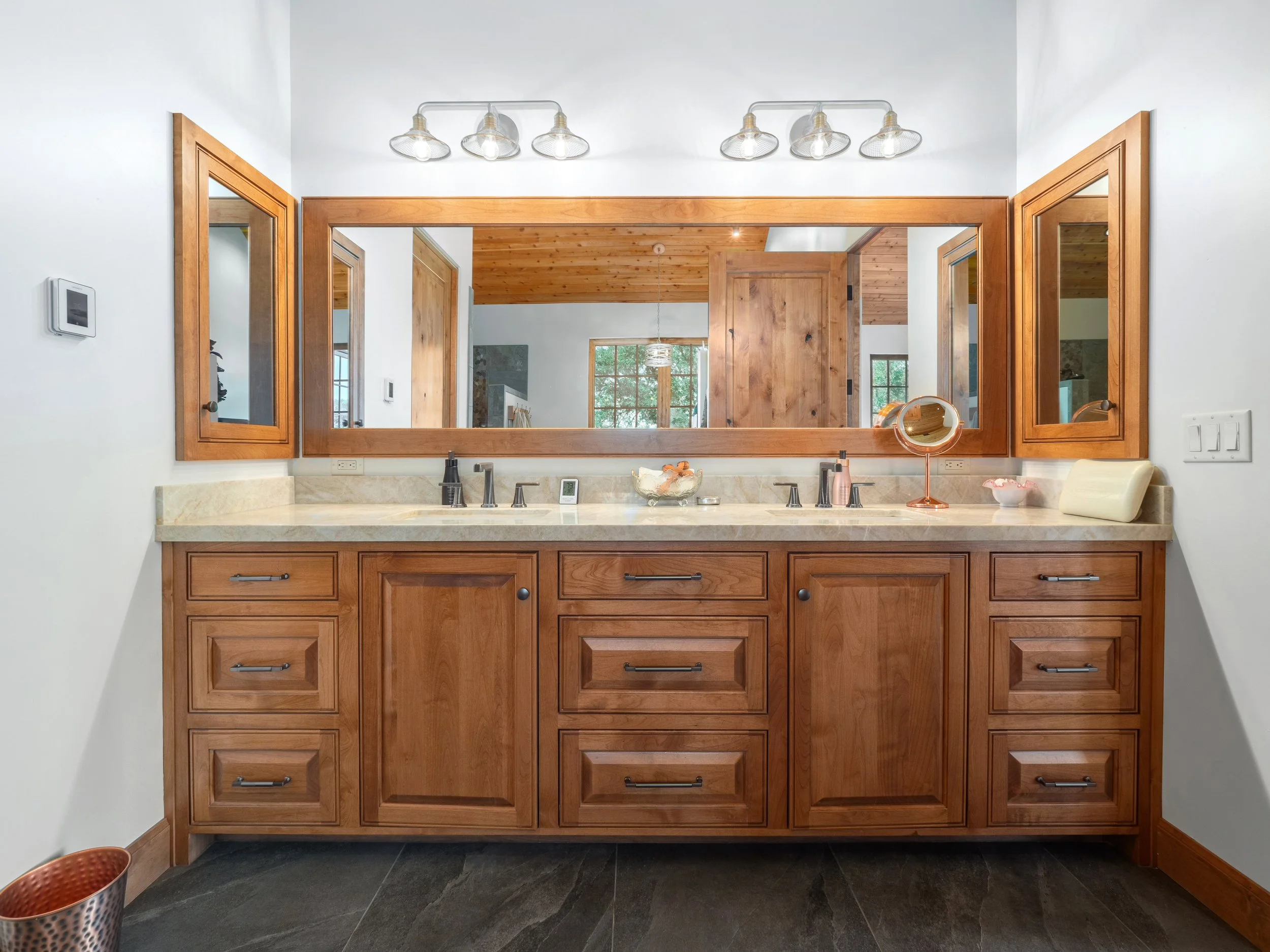 3445StageSpringsRoadInterior-26.jpg
