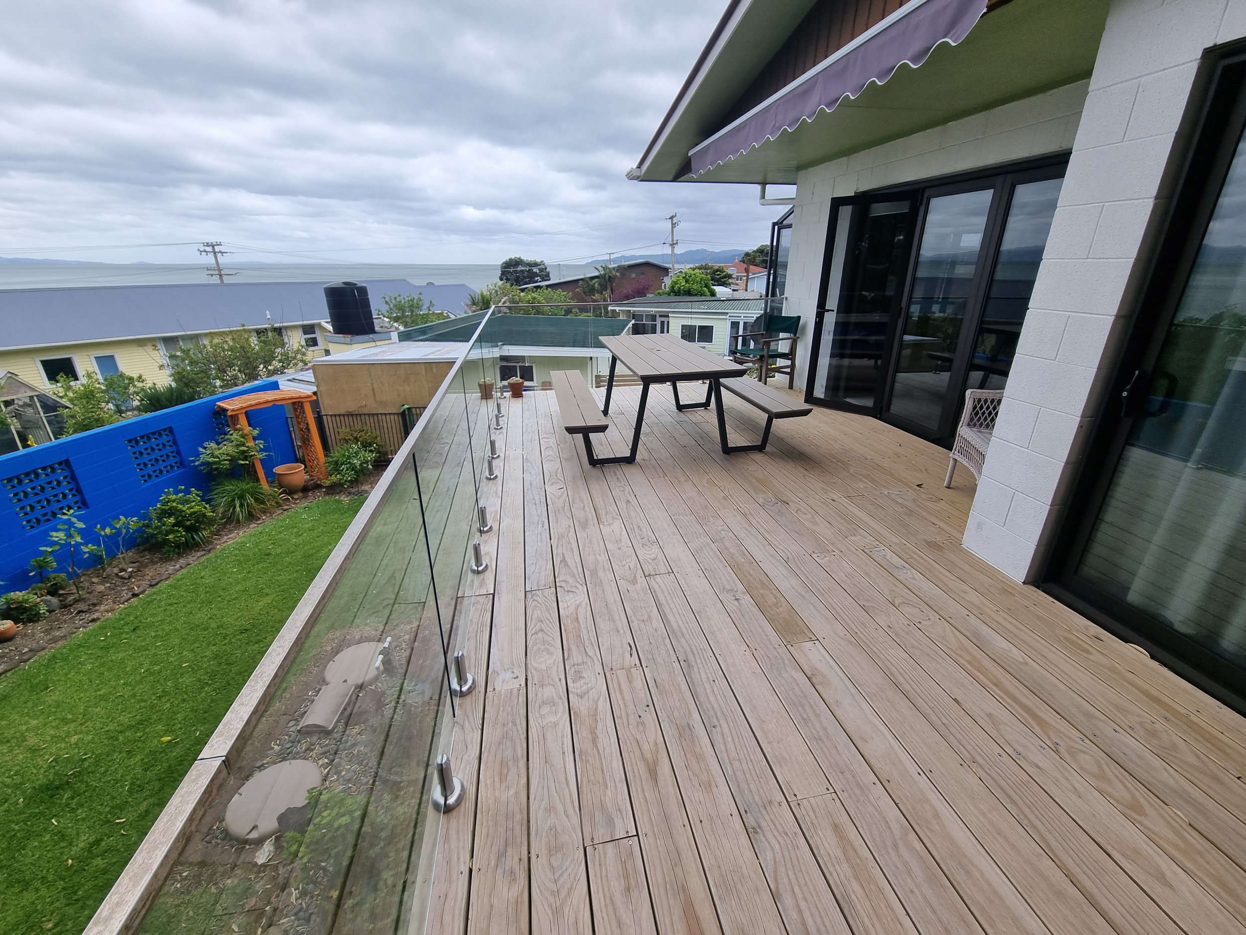 Sea View Deck 4.jpg
