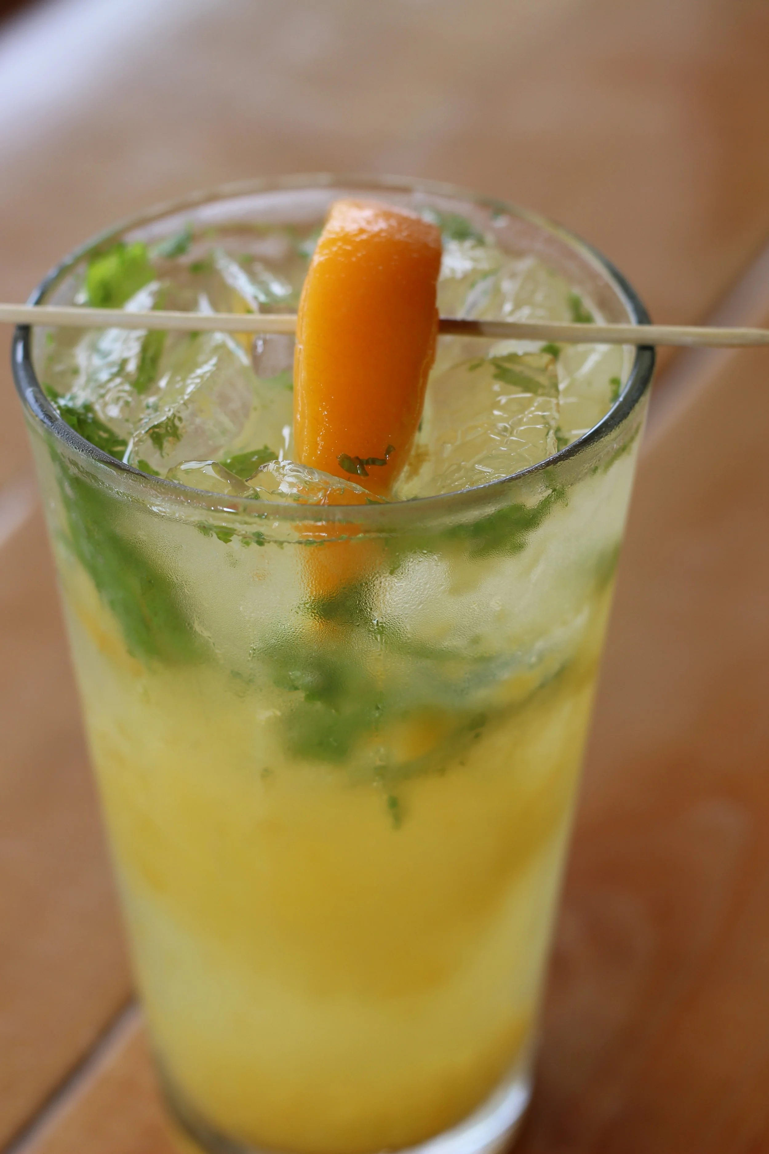 peach-garnish-cocktail-jeds-local-baton-rouge.JPG