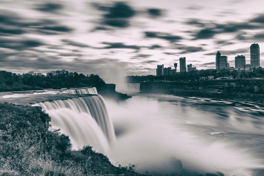 Niagara Falls 3 (1 of 1).jpg