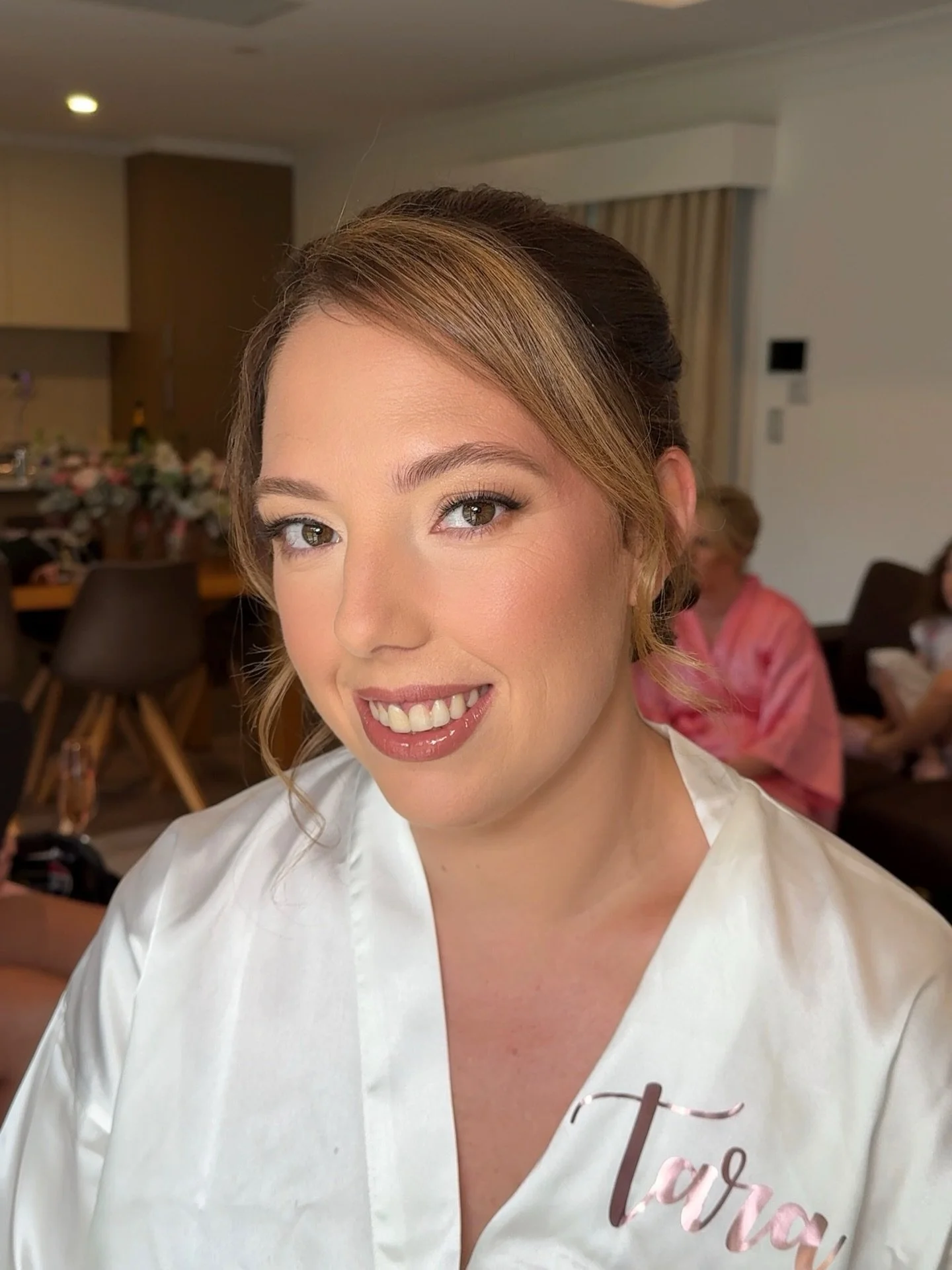 Tara on her wedding day - effortlessly radiant ☁️🤍

The goal is always the same: skin that glows, features that are softly enhanced, and a look that feels like you (just elevated) 

#huntervalleyweddings #newcastlemakeupartist #newcastlemua #portste