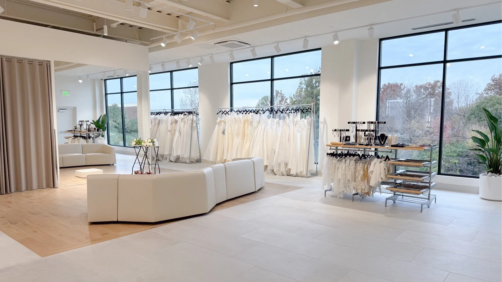 MG lux to go Bridal