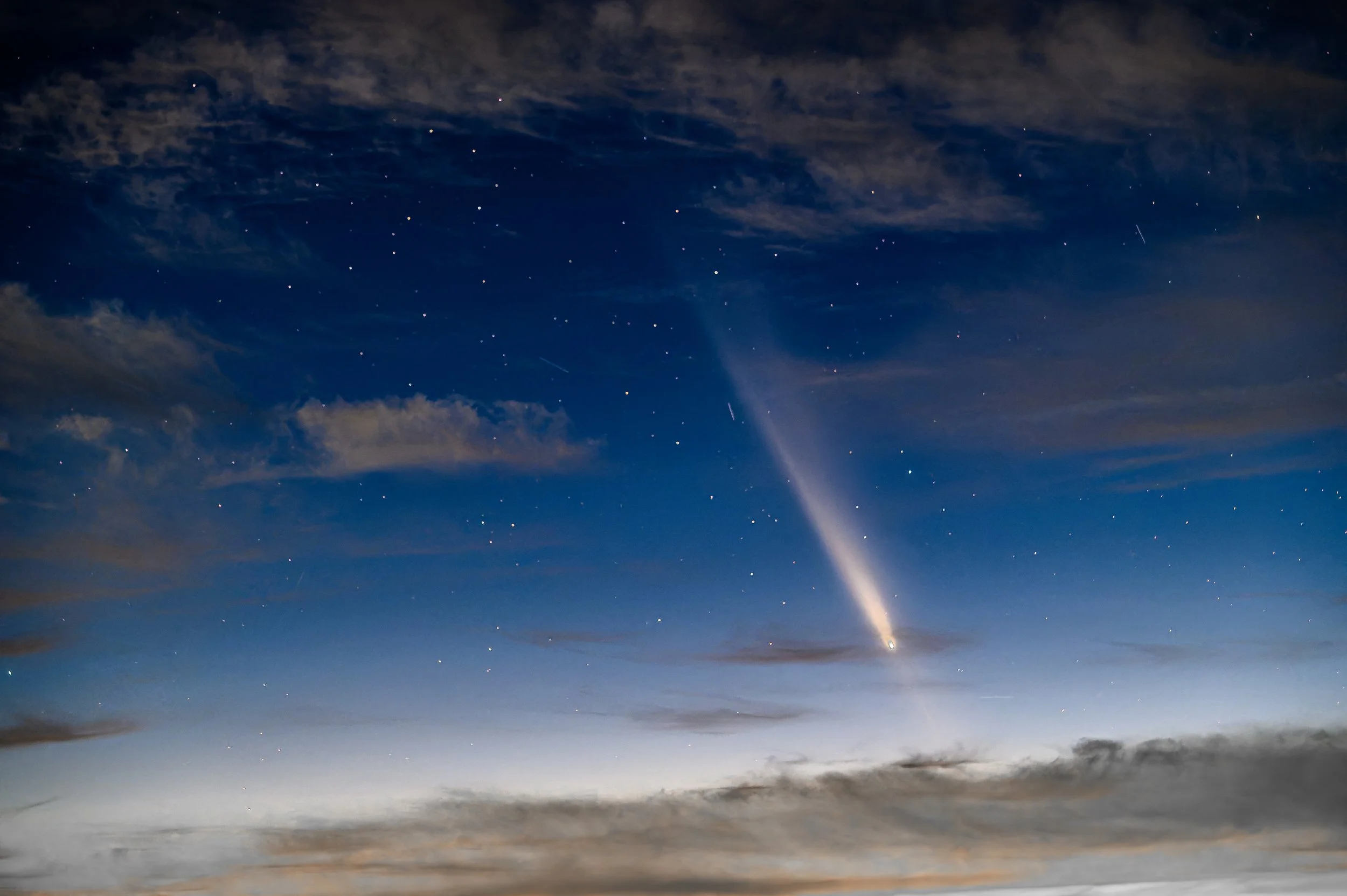 Comet Tsuchinshan-Atlas, in 2024