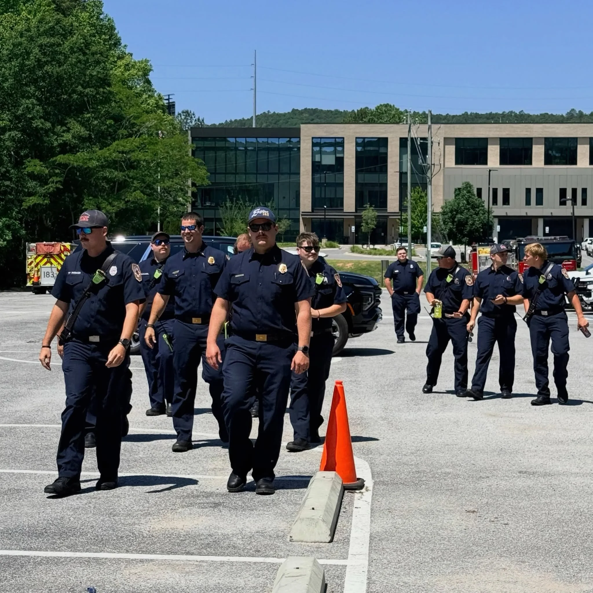 We honored to thank our community heroes alongside Senator Dan Roberts and Representative Susan DuBose in expressing our gratitude to our local heroes. First responders gathered at Dunnavant Valley Fields in Birmingham for an afternoon featuring a cl