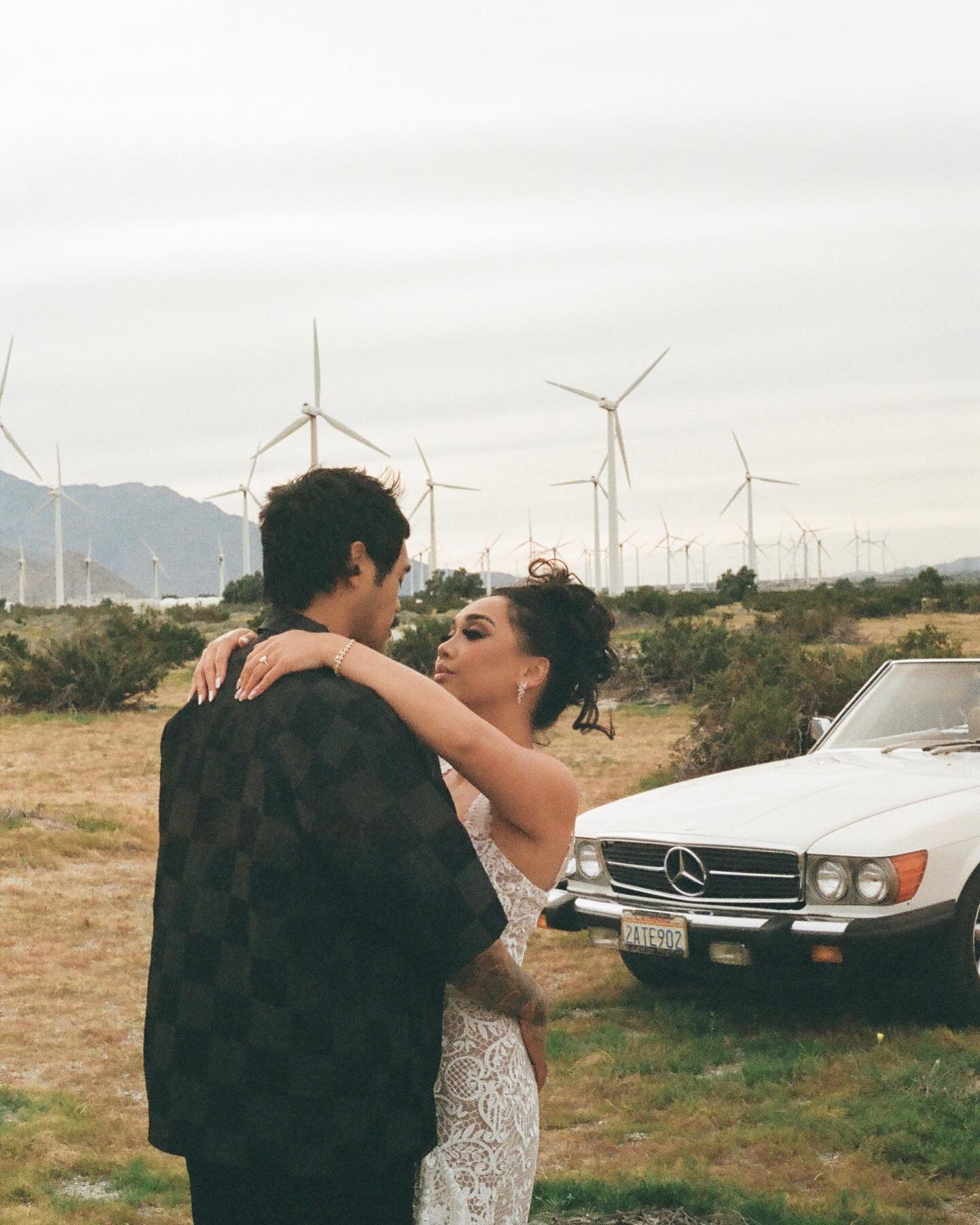 Film photos are in 🎞️🖤 all shot on a cannon A1 
Can&rsquo;t wait to more from this engagement session in Palm Springs @shannenichole @rymarco .
.
.
Makeup: @keybeauty 
Hair: @matrimonymanes 
.
.
.
Palm springs, Palm springs engagement session, Palm