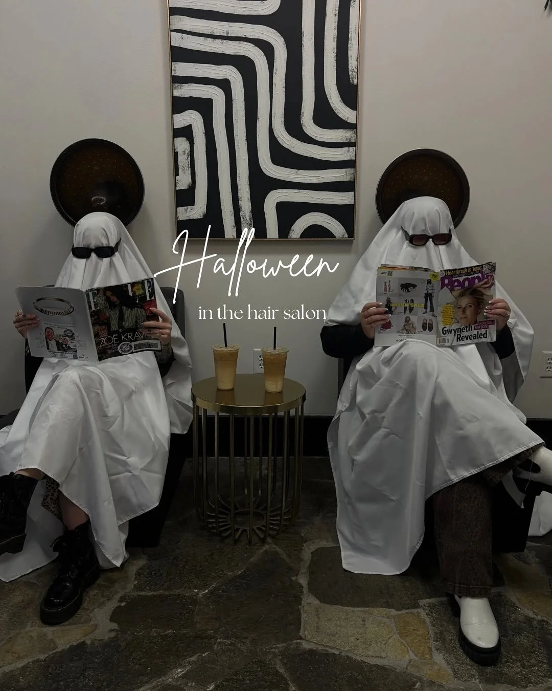 Hey boo, Happy Halloween!! 🎃&nbsp;👻&nbsp;🖤✨
Don&rsquo;t let your hair be scary, book that color and cut today. 

916-987-1995

#halloween #halloweenhair #folsom #hoshalls #folsomsalon #salonandspa #FolsomSalon #FolsomHair #FolsomHairstylist #Folso