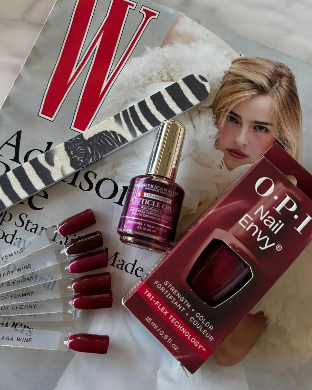 Fall-ing for these moody reds. 🍂🤎

Book your holiday nail appointments spots are limited and filling up quick! 💅🏻&nbsp;

#opi #folsomnails #916nails #530nails #NailSalon #folsom #folsomspa #manicure #pedicure #folsommanicure #folsompedicure #mani