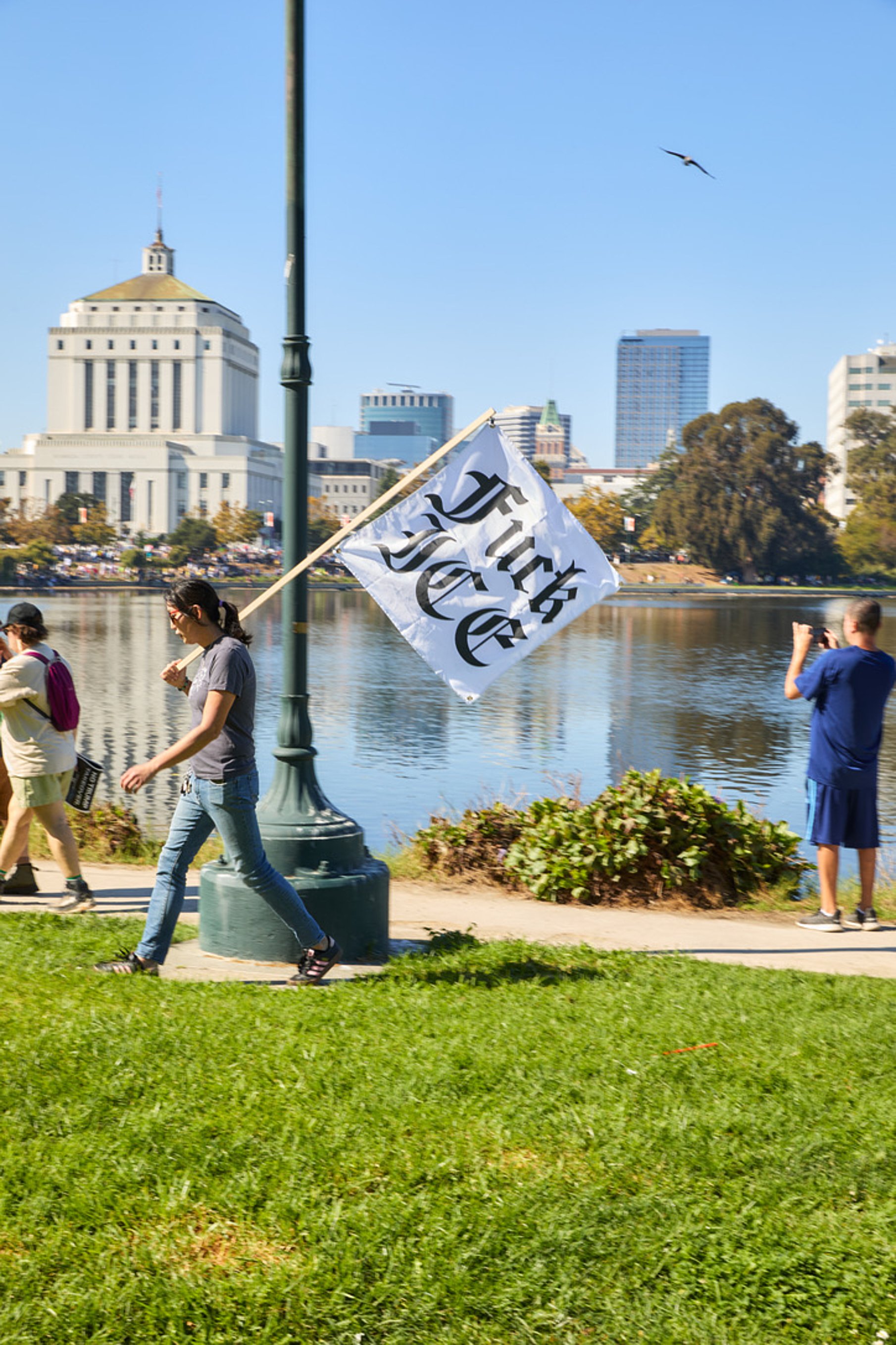 Melissa-Zink-Photography-No-Kings_Oakland- 54.jpg