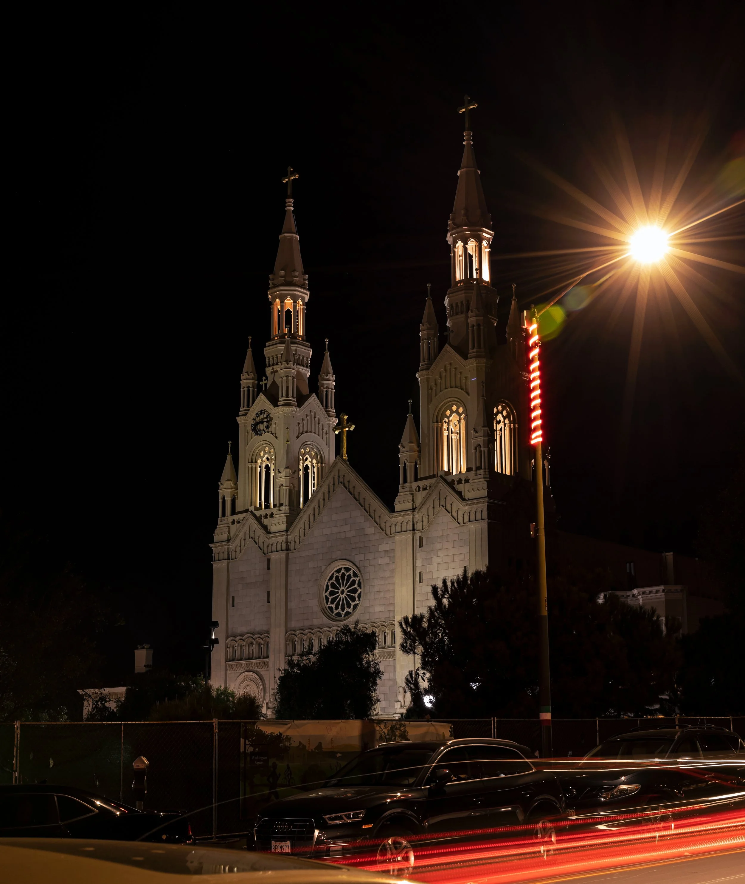 tripsavvy_stpeter_stpaul_sf4.jpg