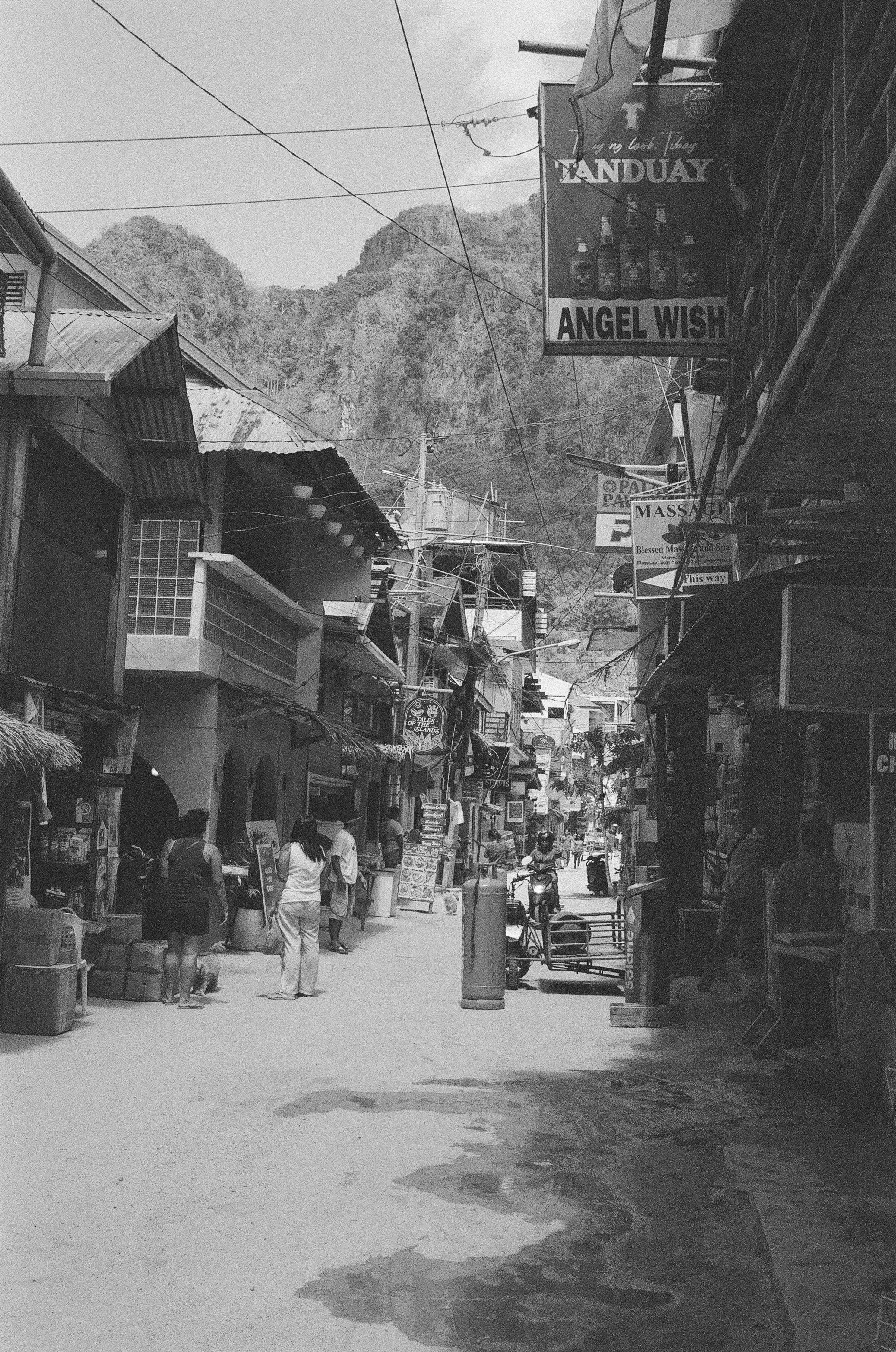 Melissa-Zink-Phillipines-on-Film 13.jpg