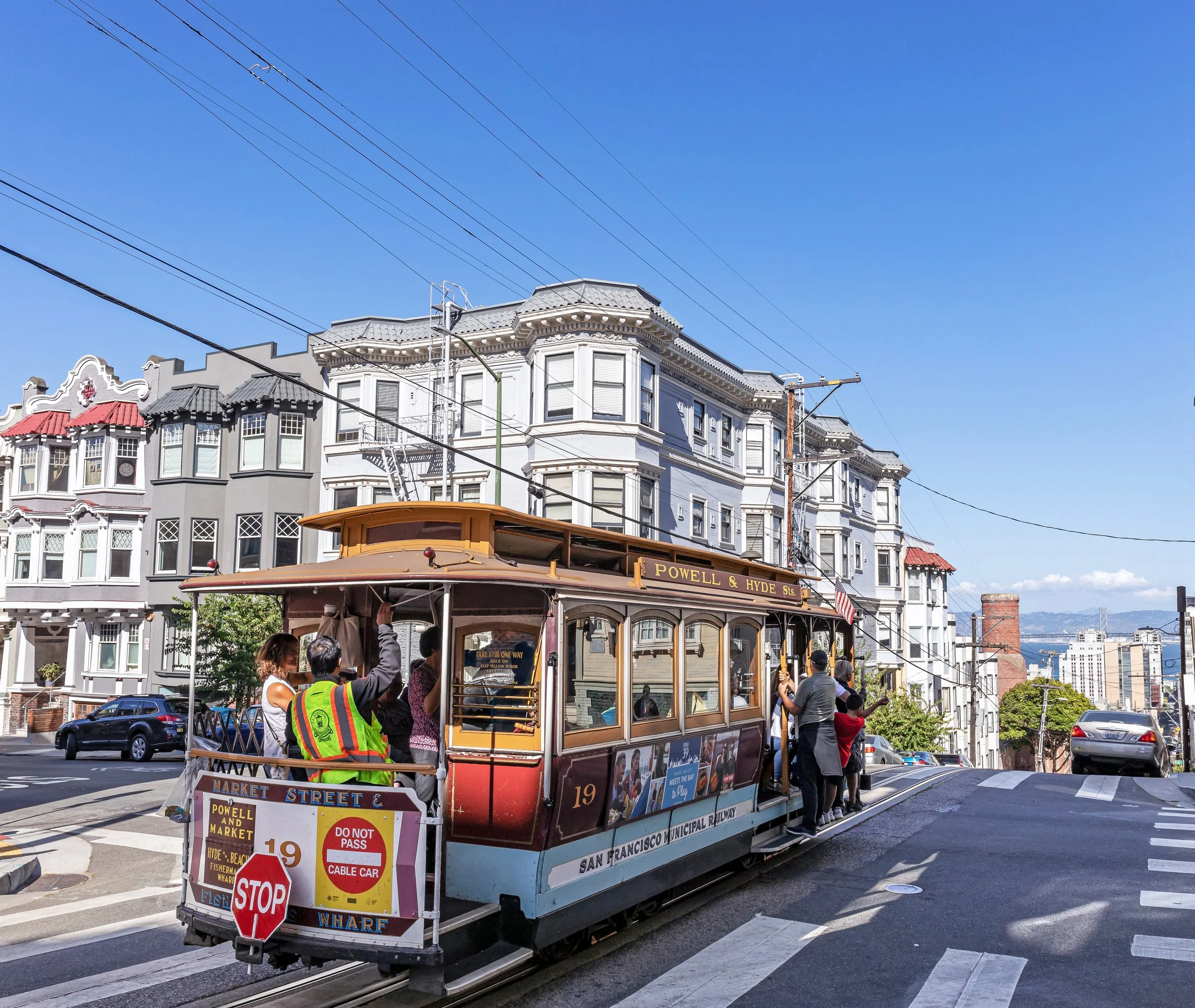 tripsavvy_russianhill_sf3.jpg