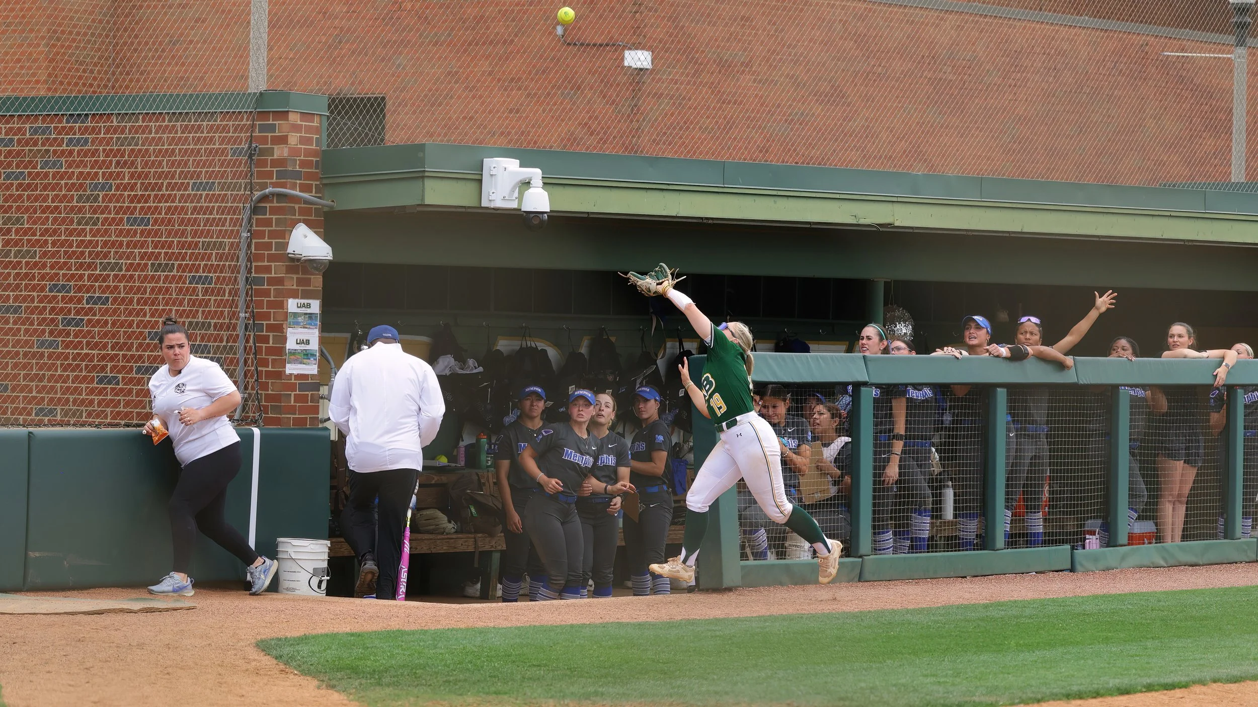 UABSB v Memphis 1-5122DMN.jpg