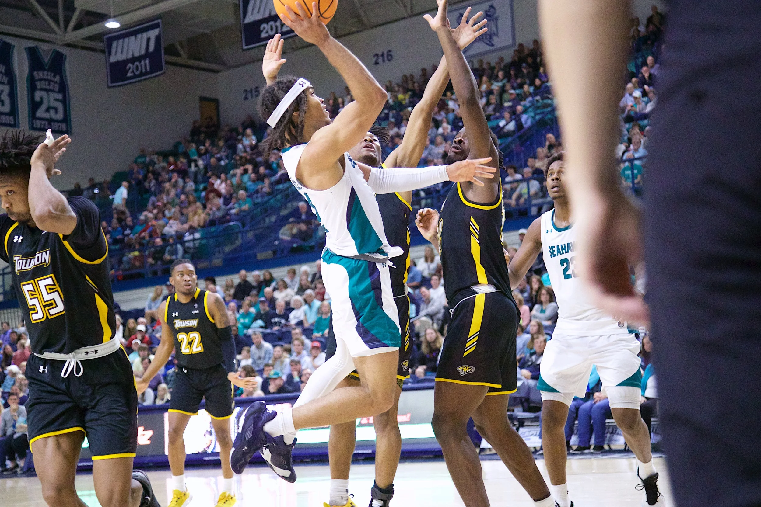 MBB v Towson 5383.jpg