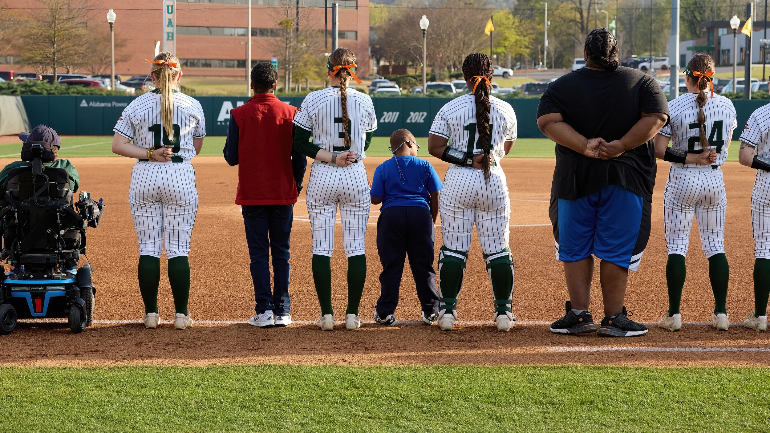 UAB SB v Char 5082.DMN.jpg