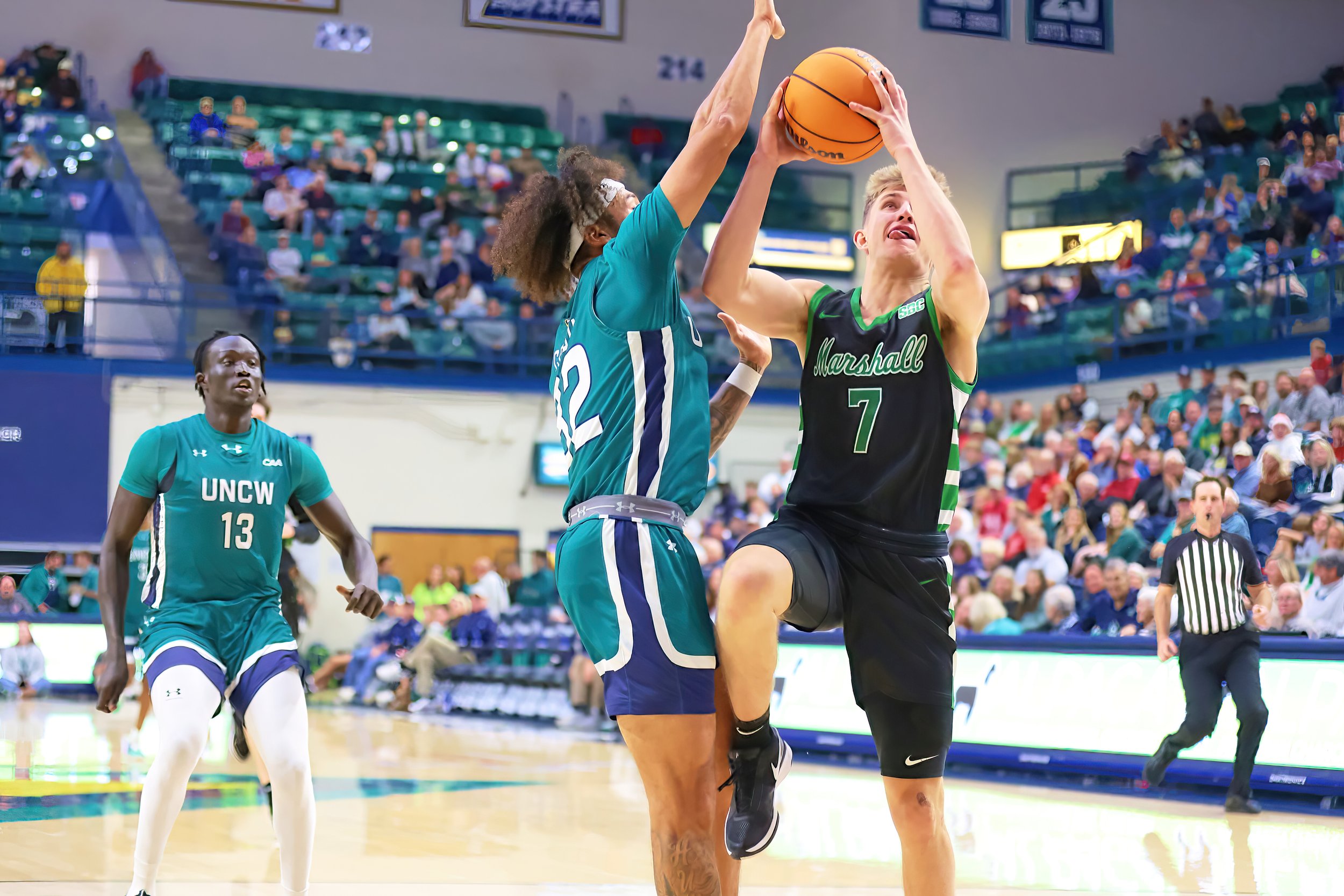 2+2024 MBB v Marsh 931.jpg