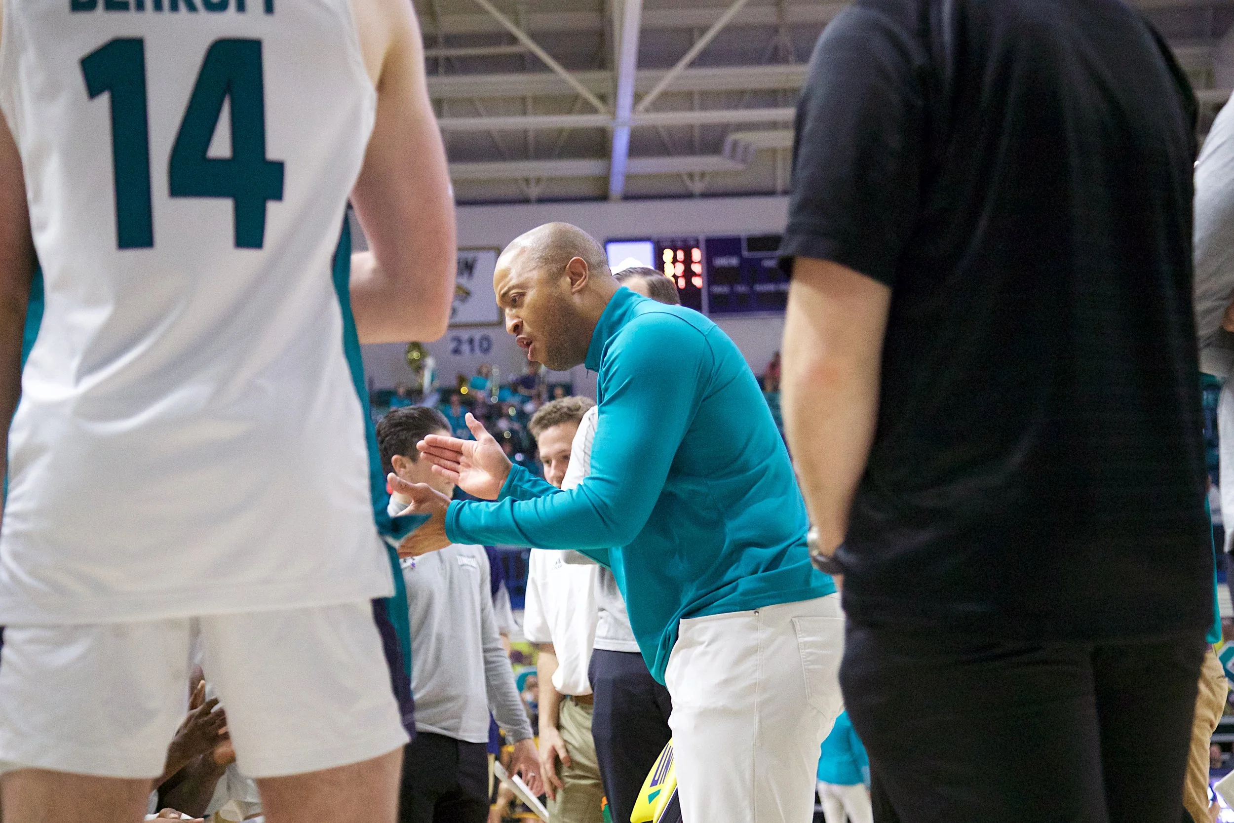 MBB v Towson 5363.jpg