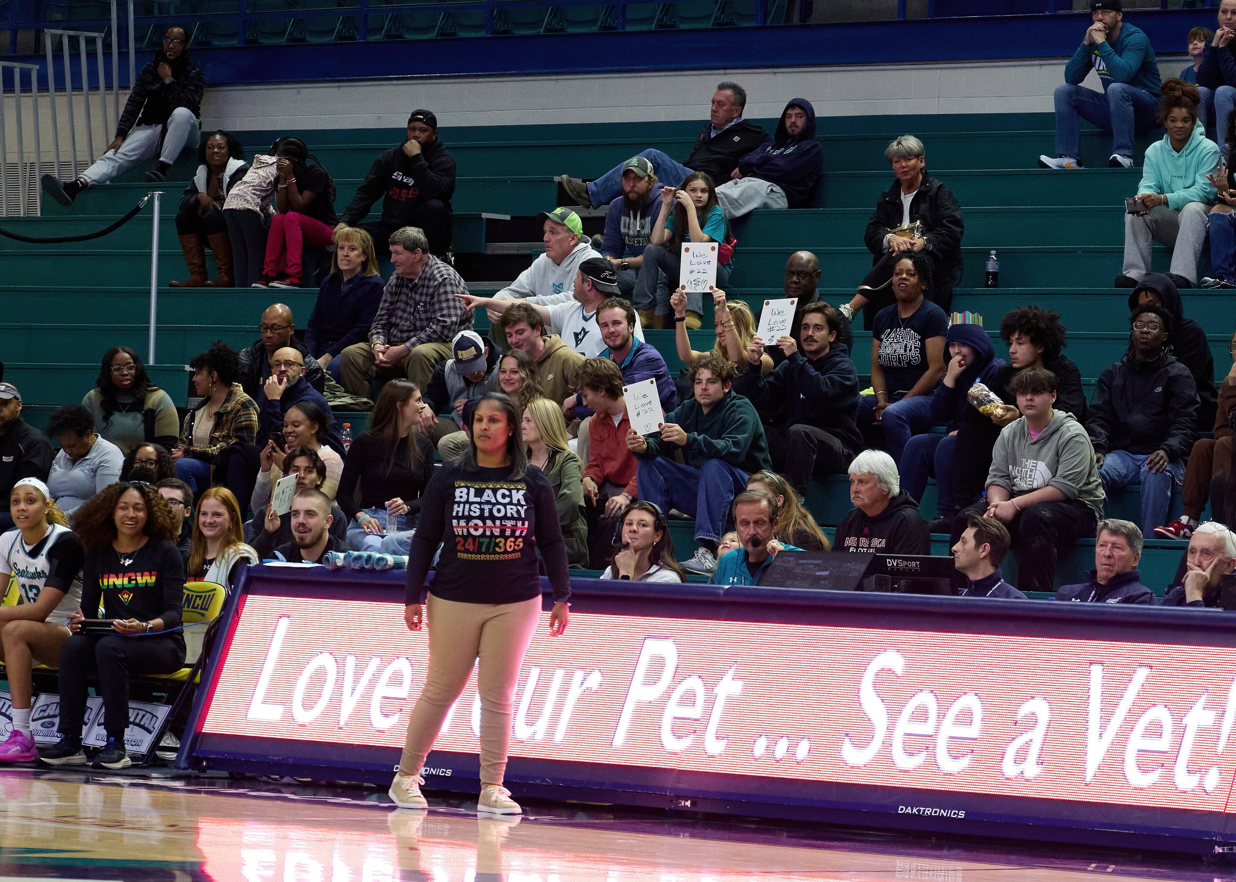 25 WBB v Hampton 307-DMN.jpg