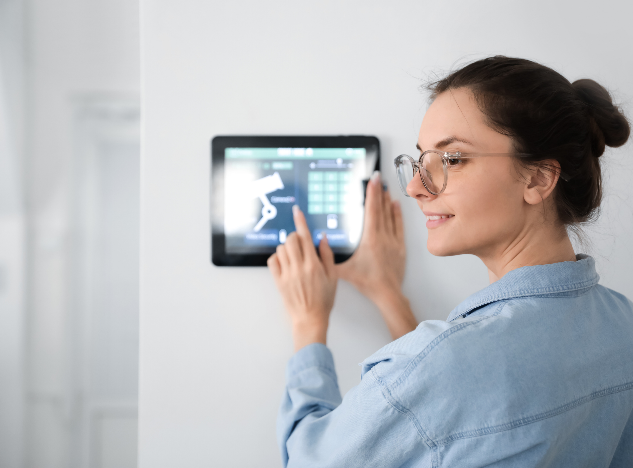 Home Security Systems for Perth Homes: What’s Worth Installing and Why