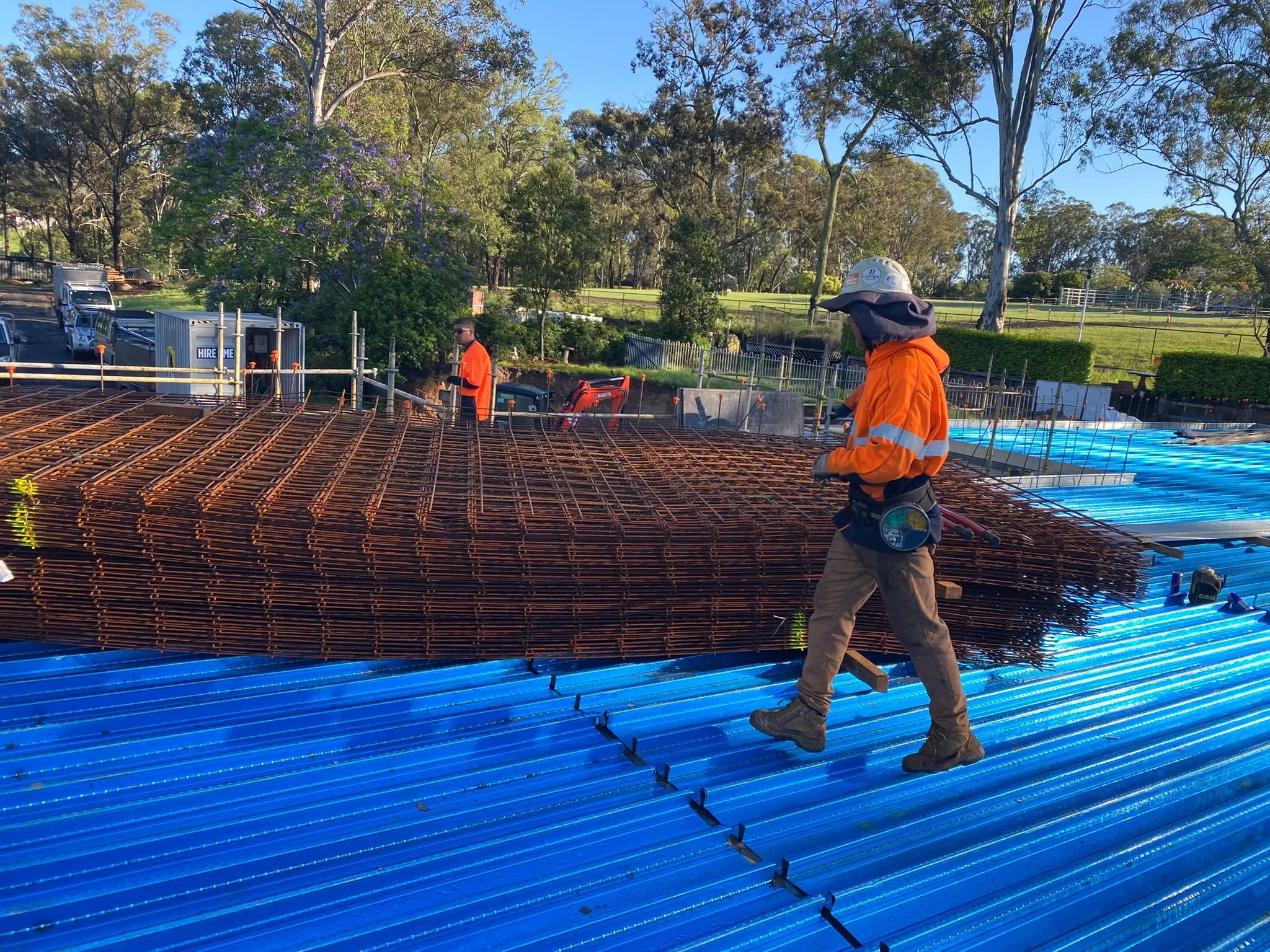 Amigo Steel Fixers at the job.JPG