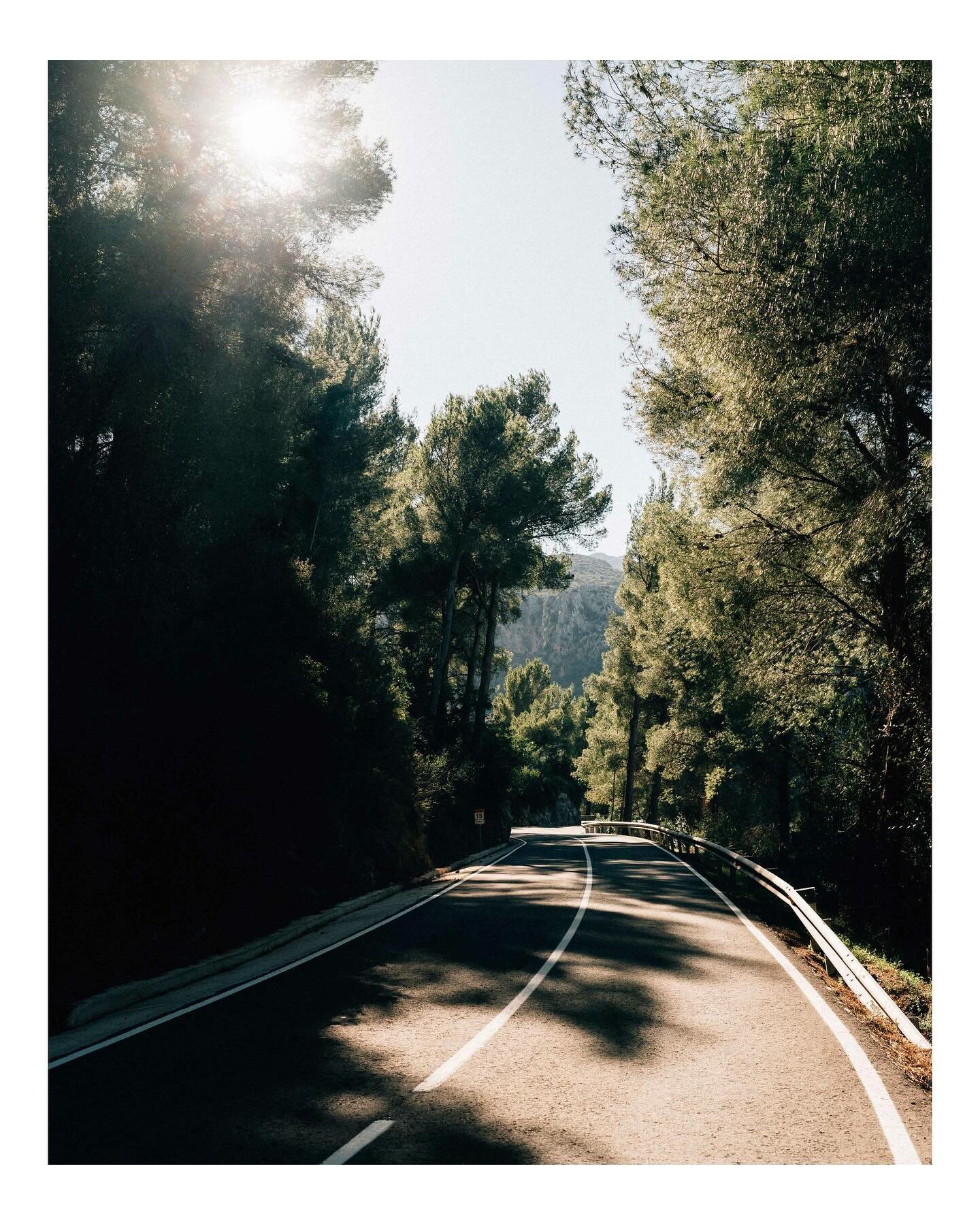 Some frames of day 2 in Calpe ☀️ and a stop off at @53.eleven 

#cycling #spain #calpe