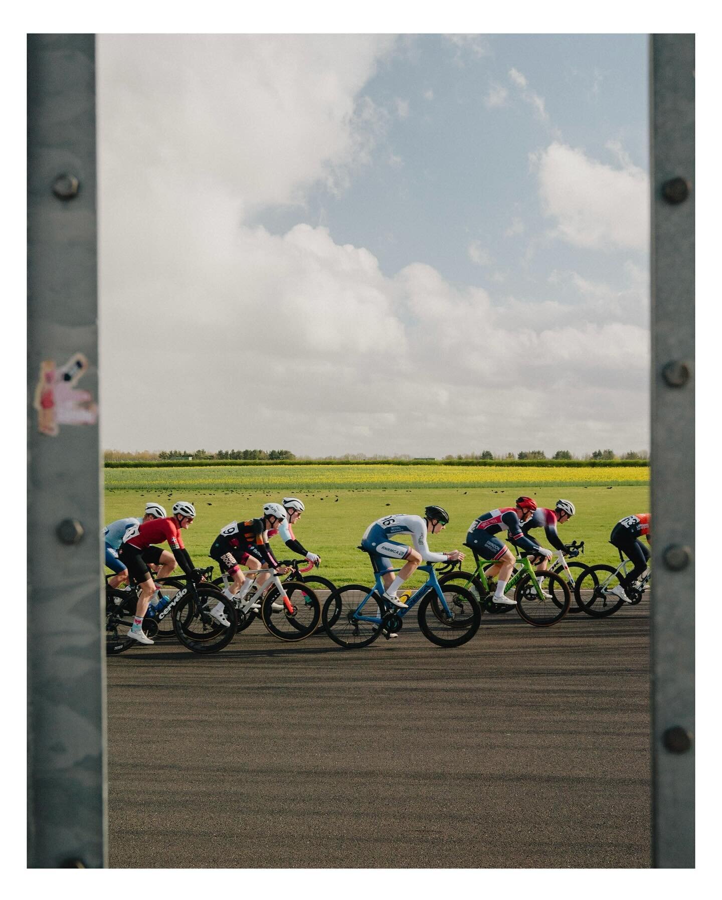 Todays Men&rsquo;s E123 Good Friday Easter Classic at Castle Combe - always good to see so many familiar faces 

@britishcycling 

#cycling #castlecombe #cyclingcrace #elitecycling #cycleracing