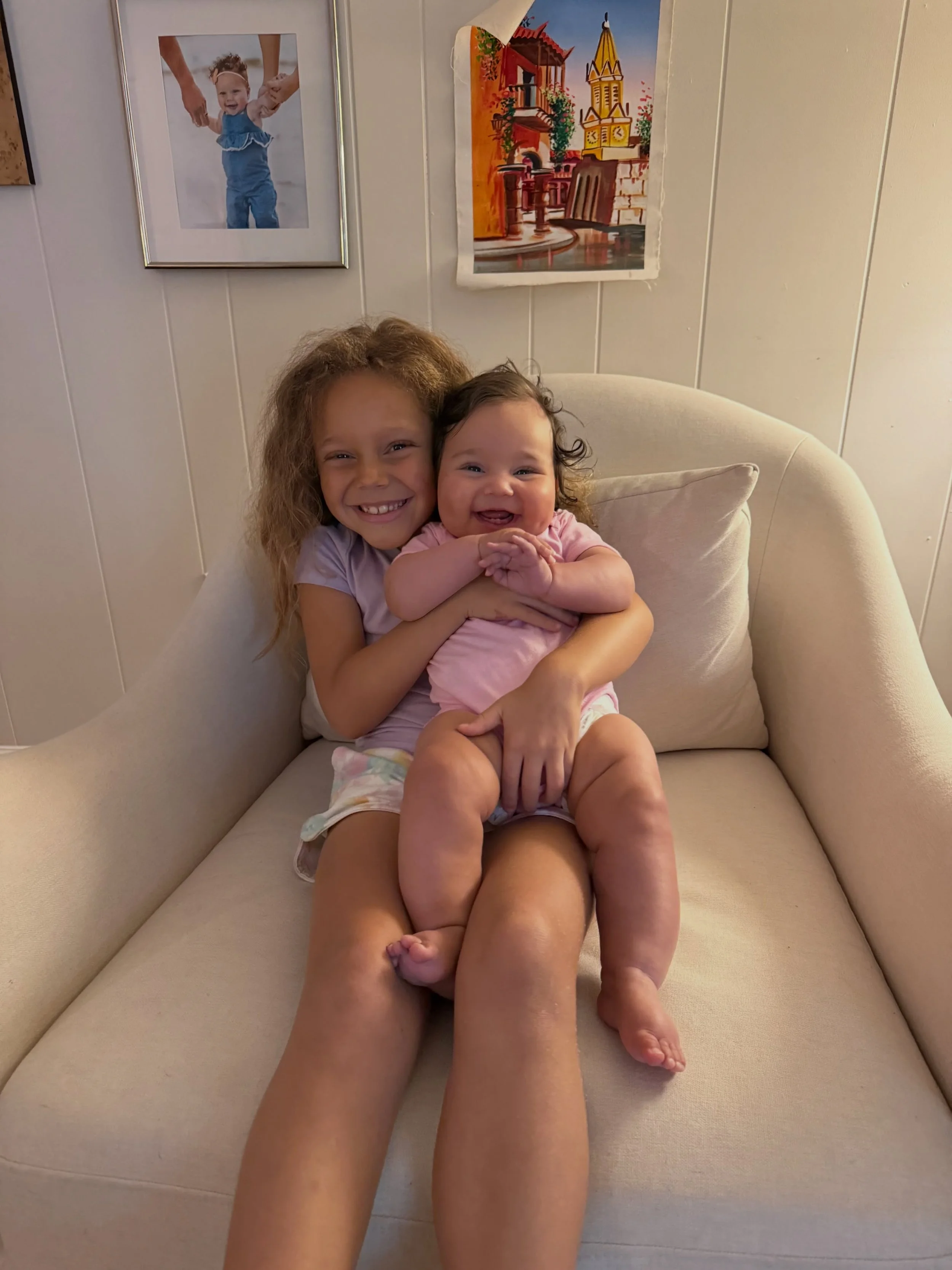 My happy girls 🤍