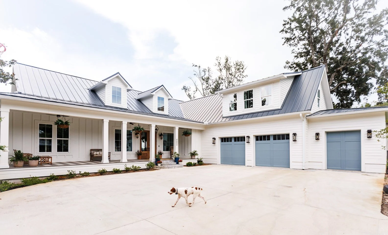 Jaunty_J_Interiors_Bay_House_Gulf_Breeze_FL_Exterior.jpg.jpg